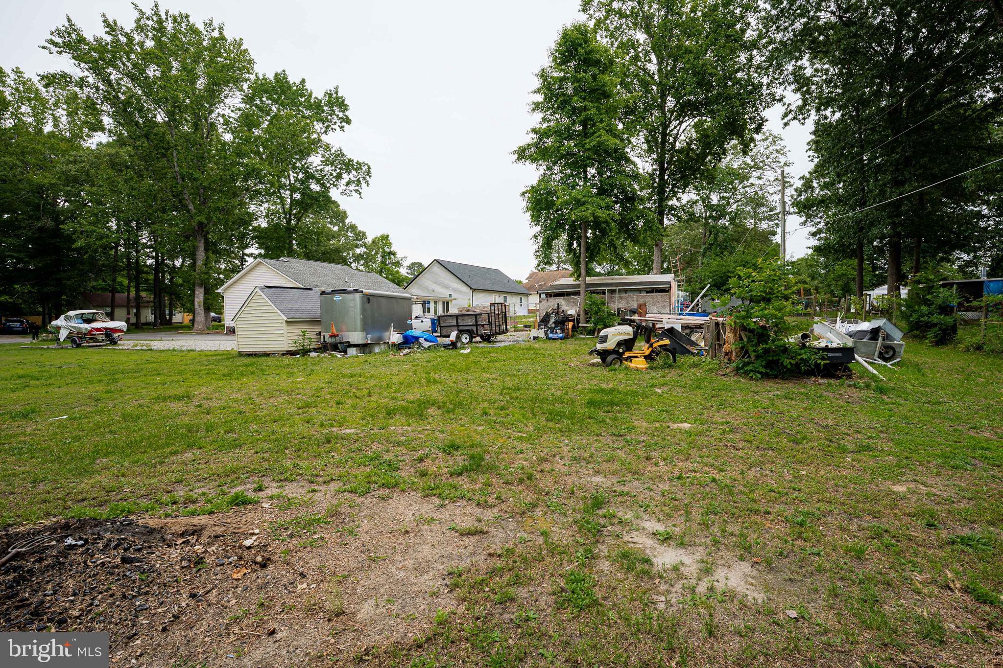 CAROLINE PINES - Residential