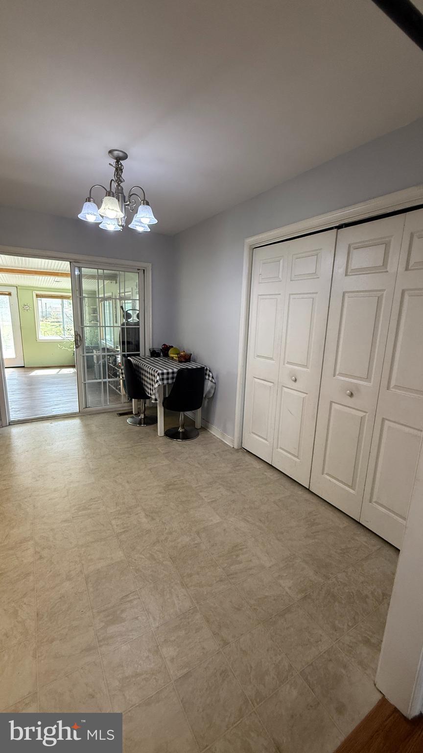 CAROLINE PINES - Residential