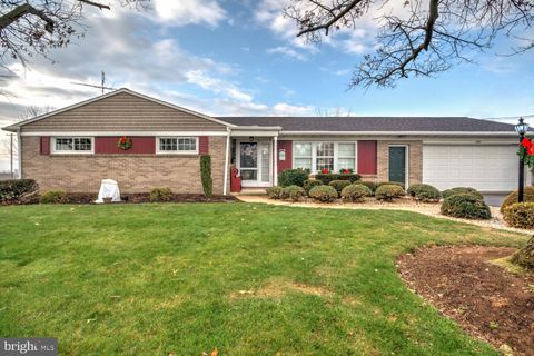 Homes For Sale - 440 Ranck Road<br/> NEW HOLLAND, PA 17557