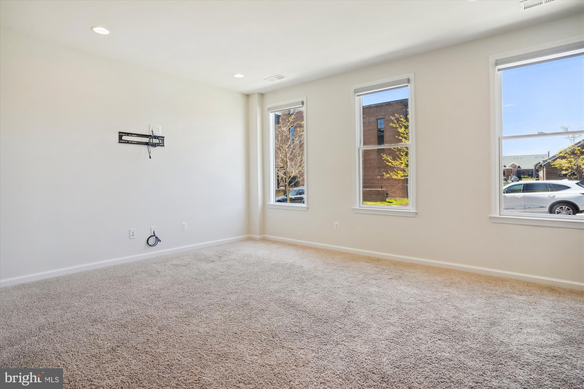 LIBERTY - Residential Lease