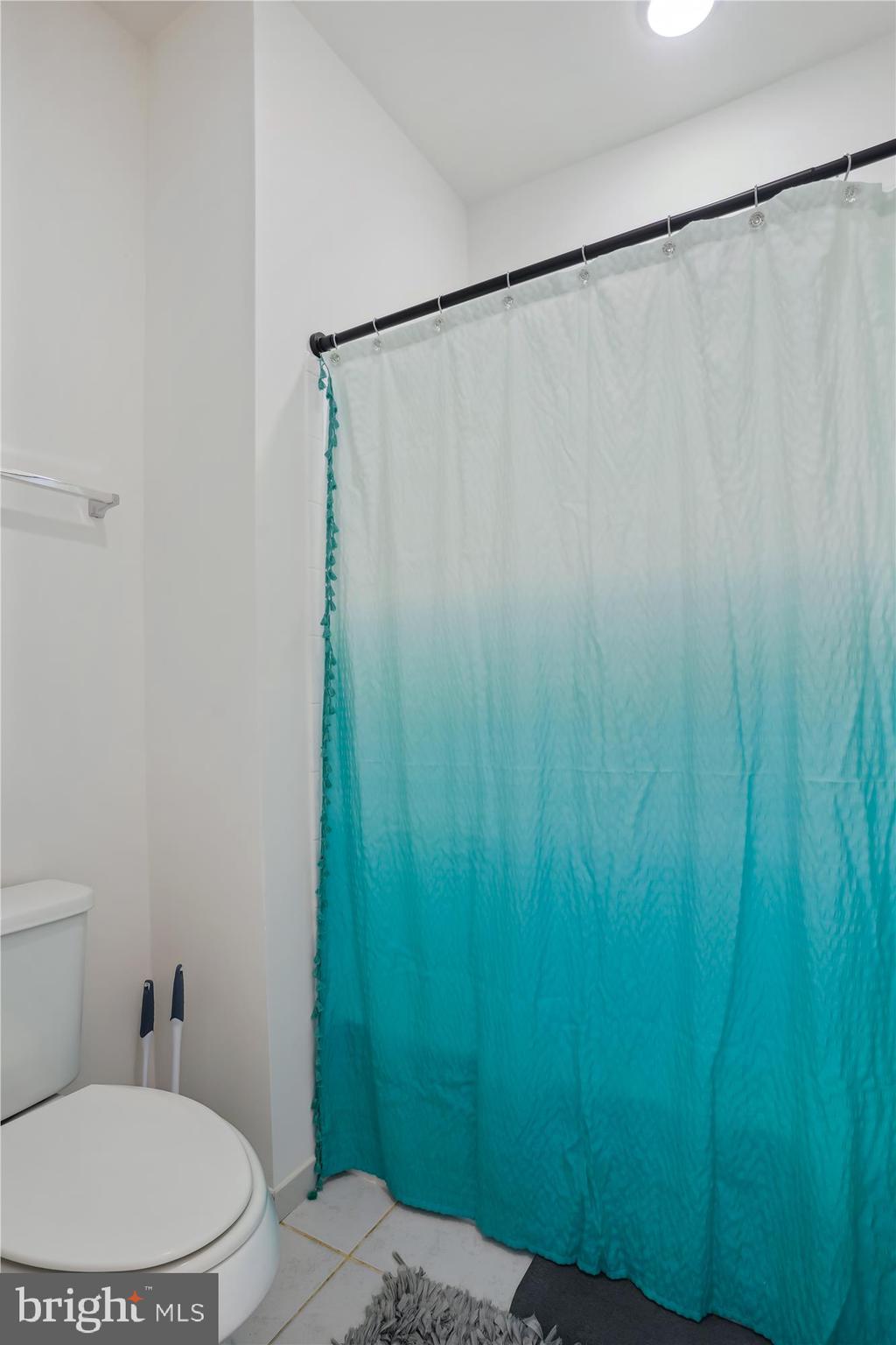 LIBERTY - Residential Lease