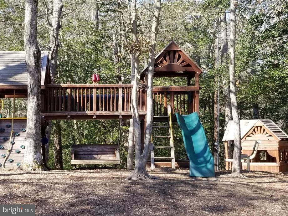 STEWARTS LANDING - Residential