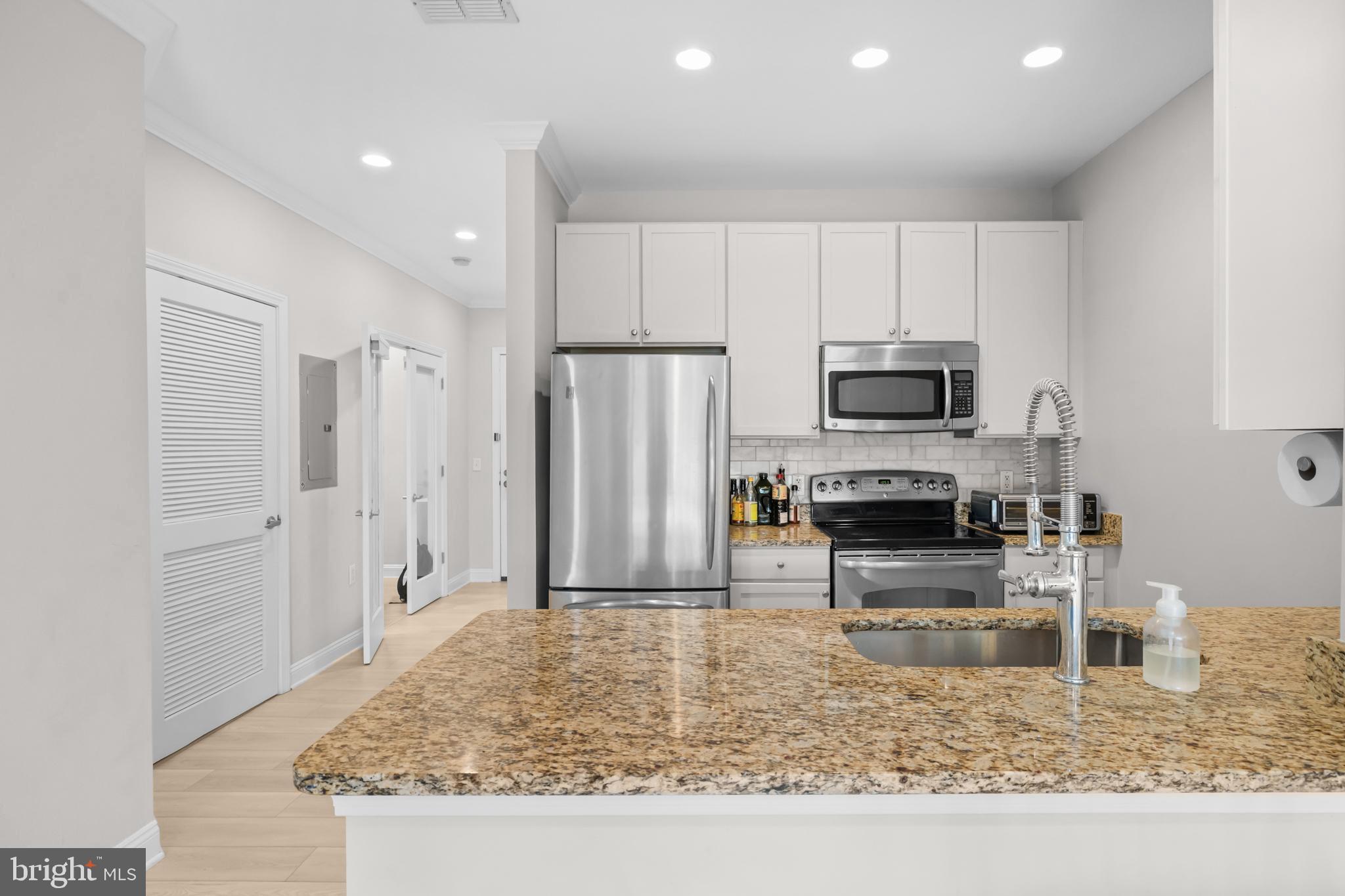 1391 PENNSYLVANIA AVENUE SE 425