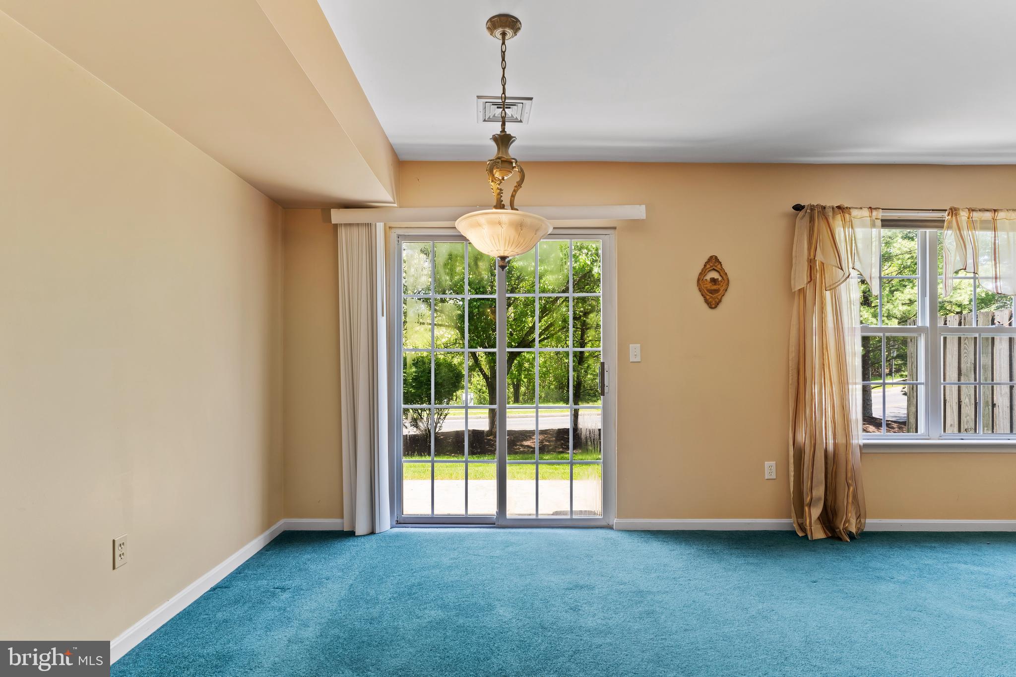 NORTHWOODS CROSSING - Residential