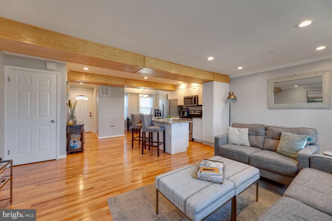 CROMWELL STATION - Residential