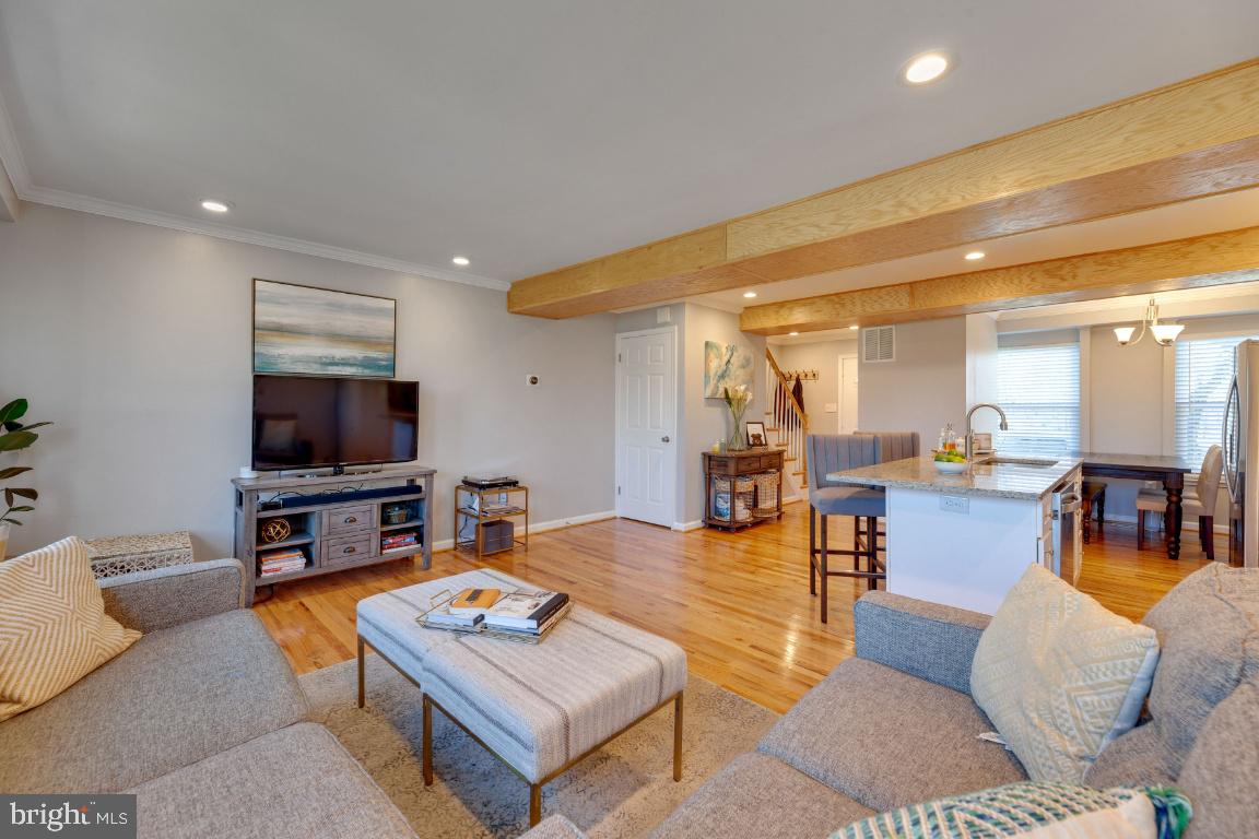 CROMWELL STATION - Residential