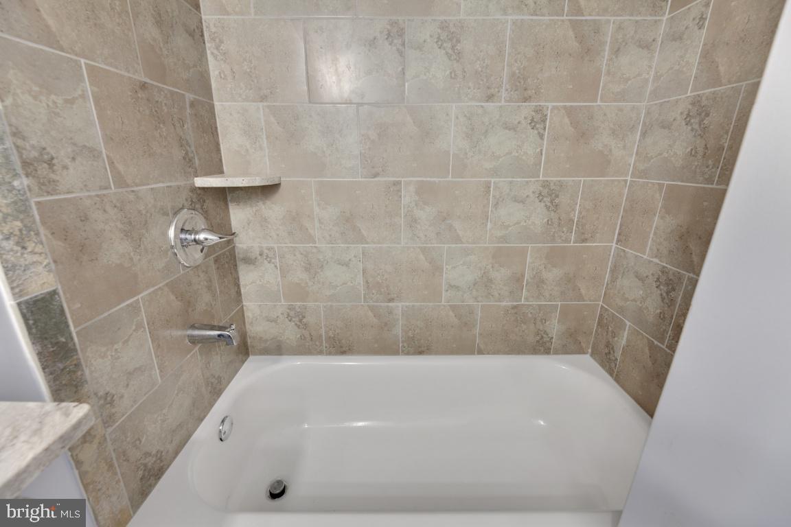 CROMWELL STATION - Residential