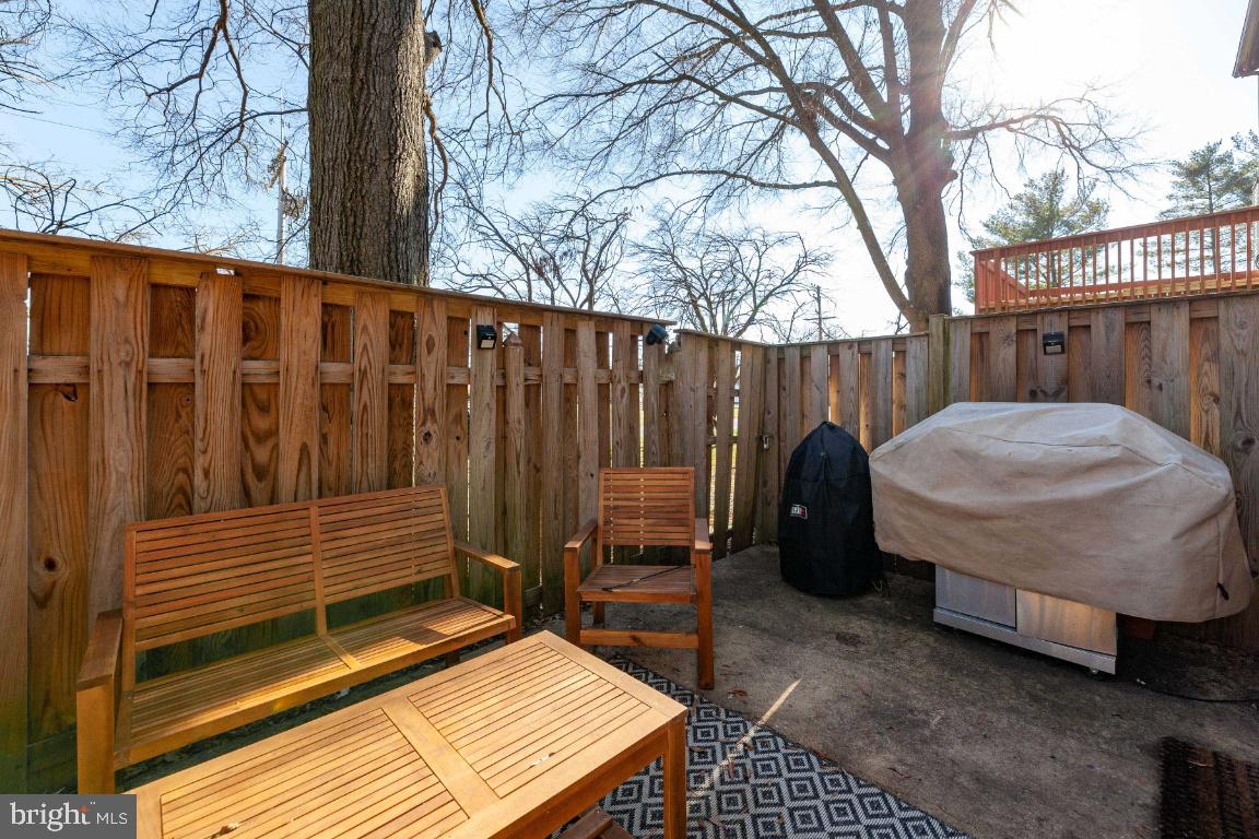 CROMWELL STATION - Residential