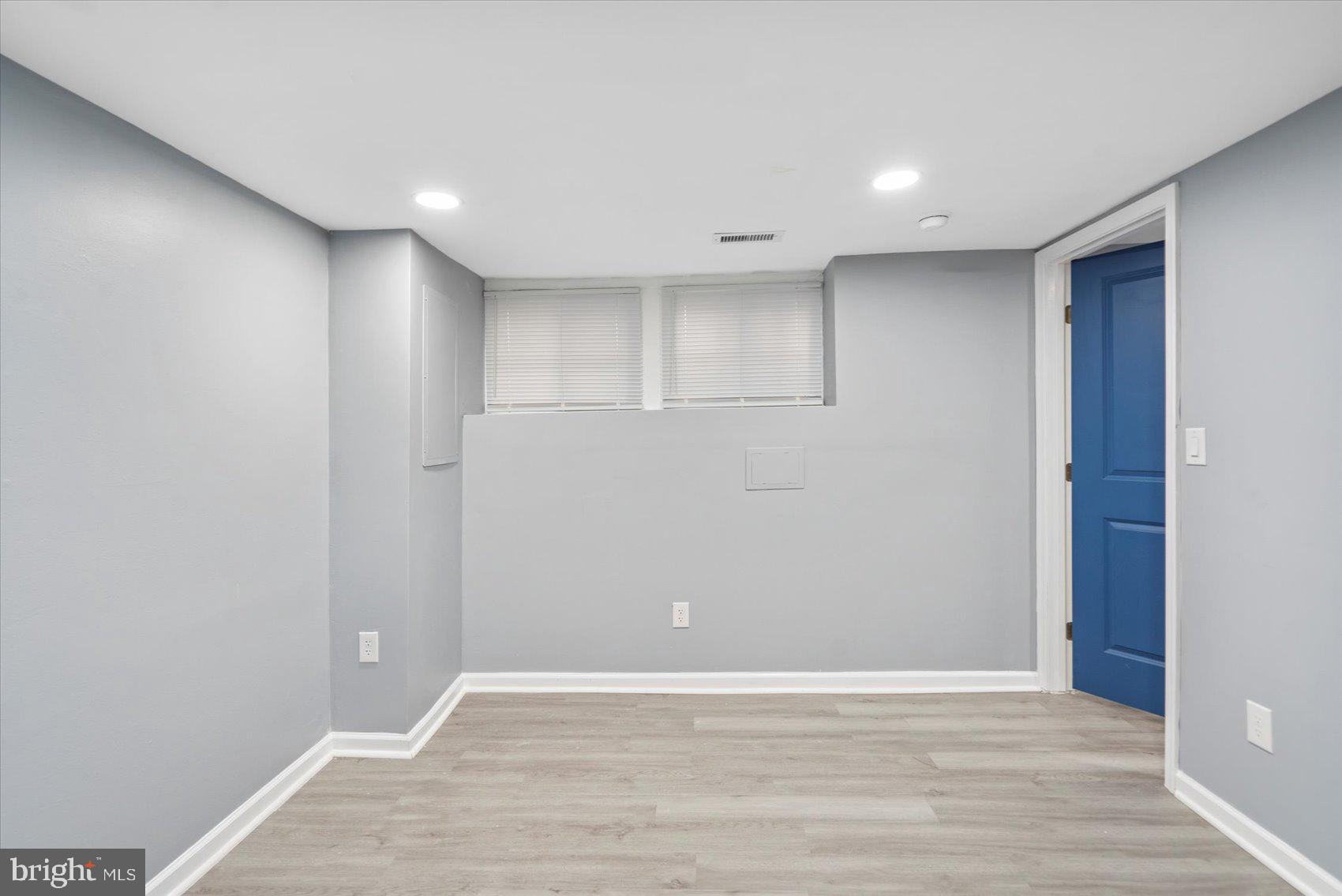 BRAESIDE - Residential Lease