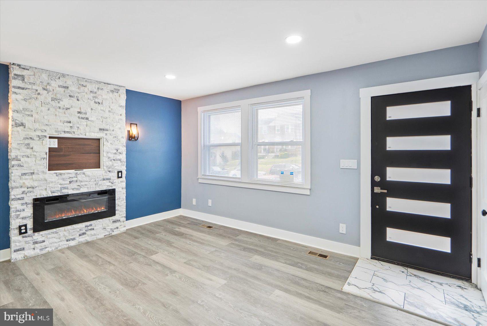 BRAESIDE - Residential Lease