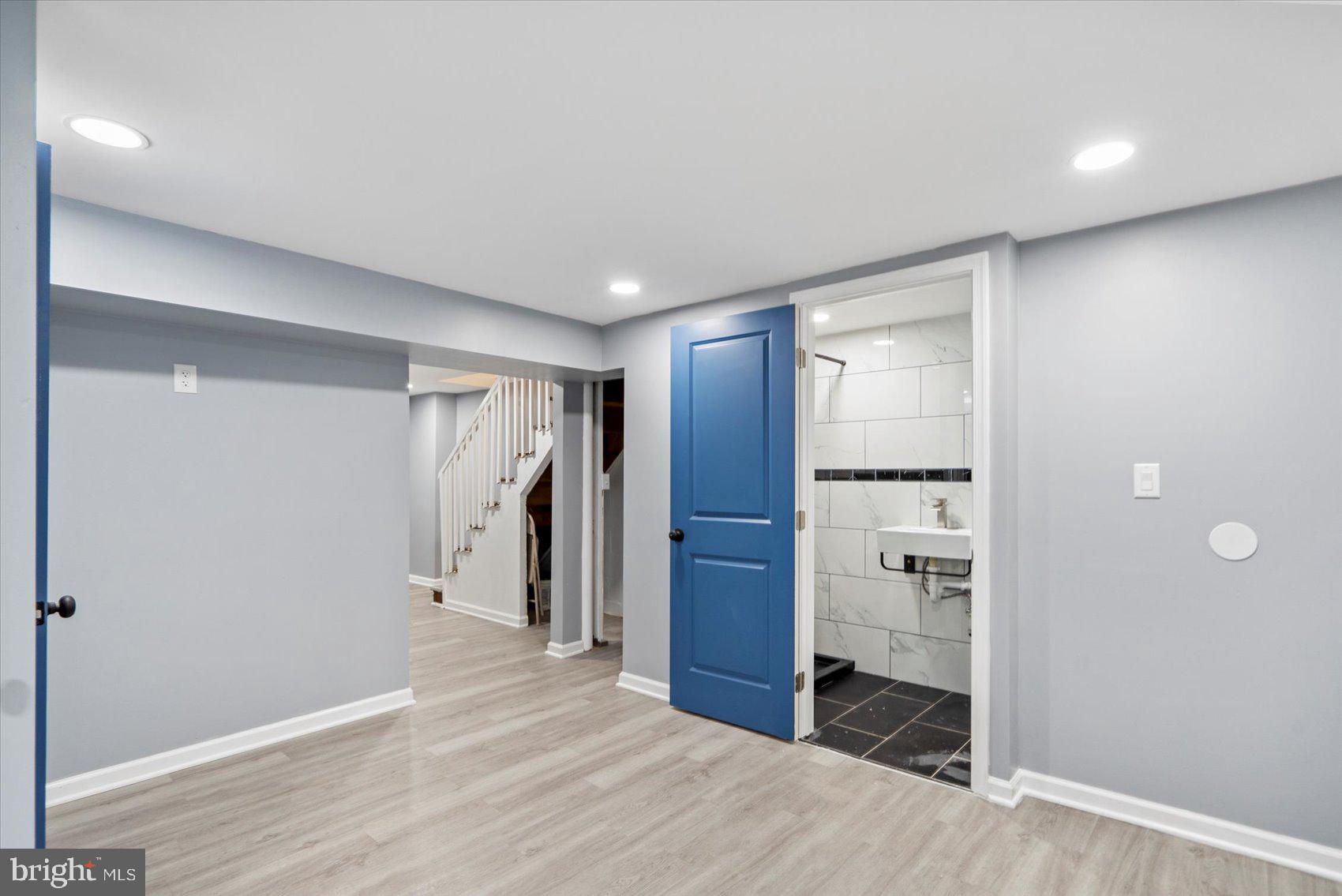 BRAESIDE - Residential Lease
