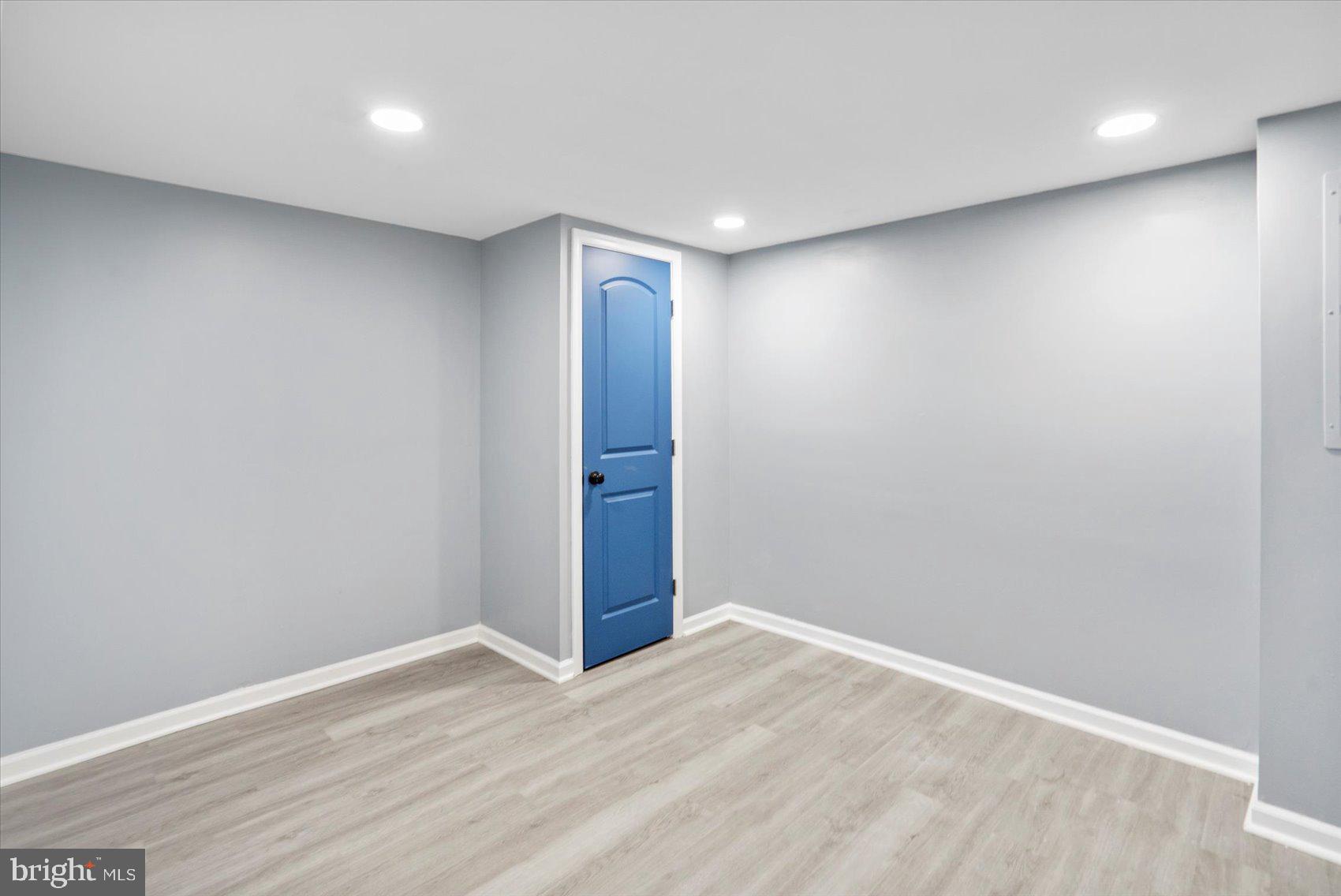 BRAESIDE - Residential Lease