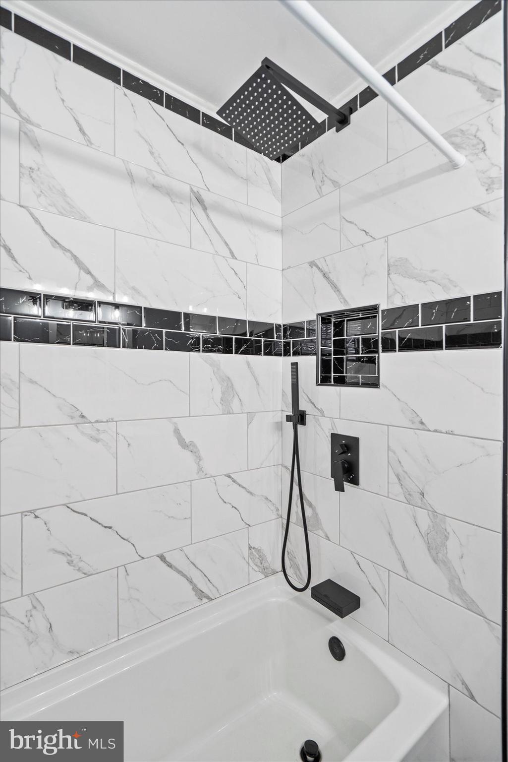 BRAESIDE - Residential Lease