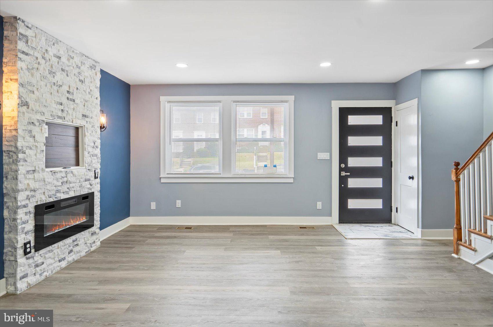 BRAESIDE - Residential Lease
