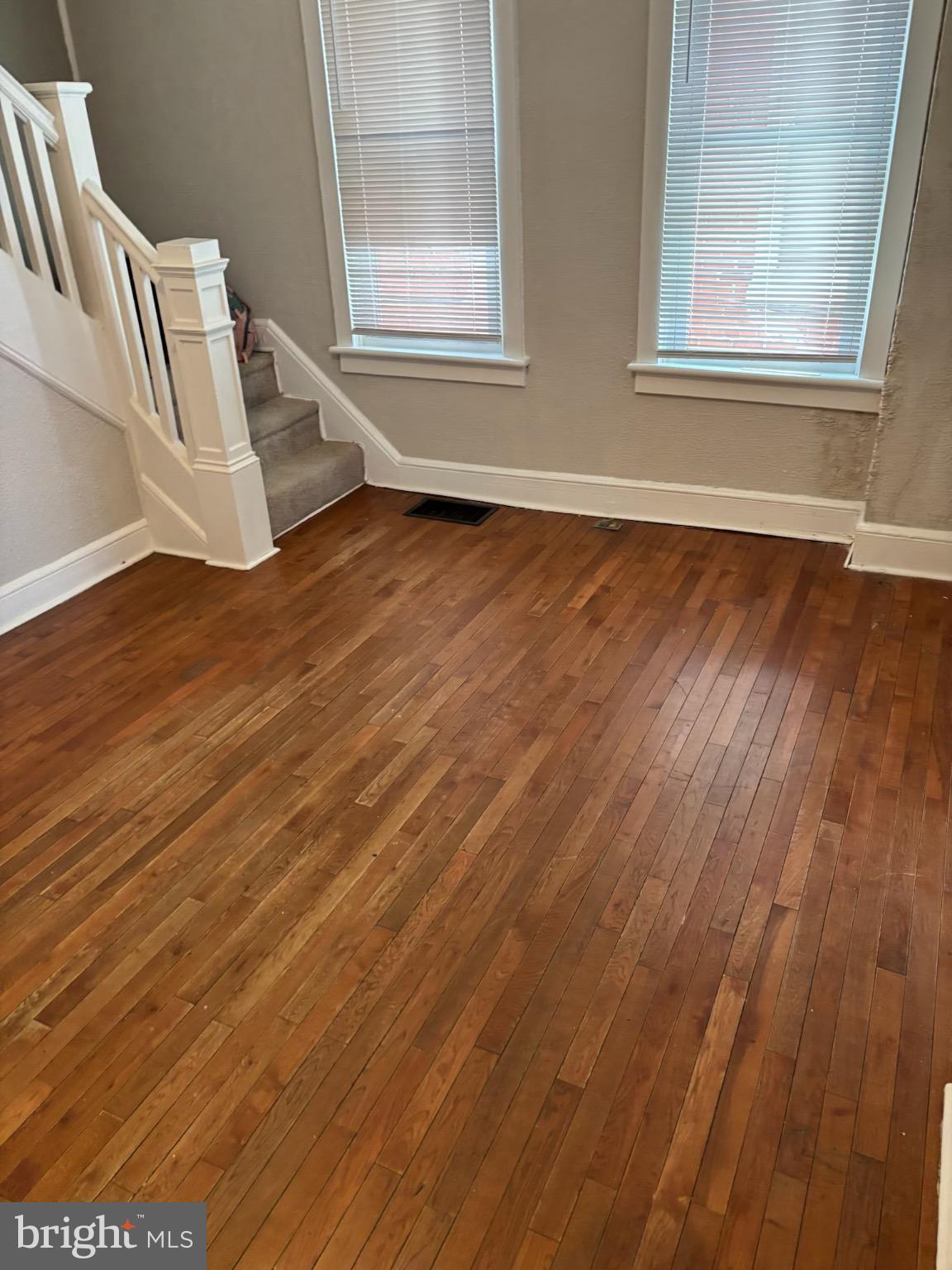 SOUTH END - Residential