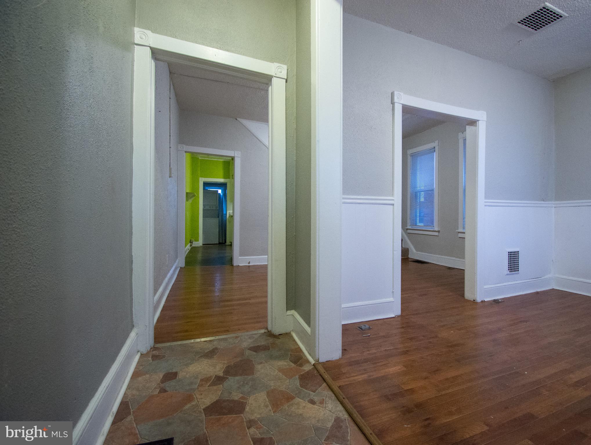 SOUTH END - Residential