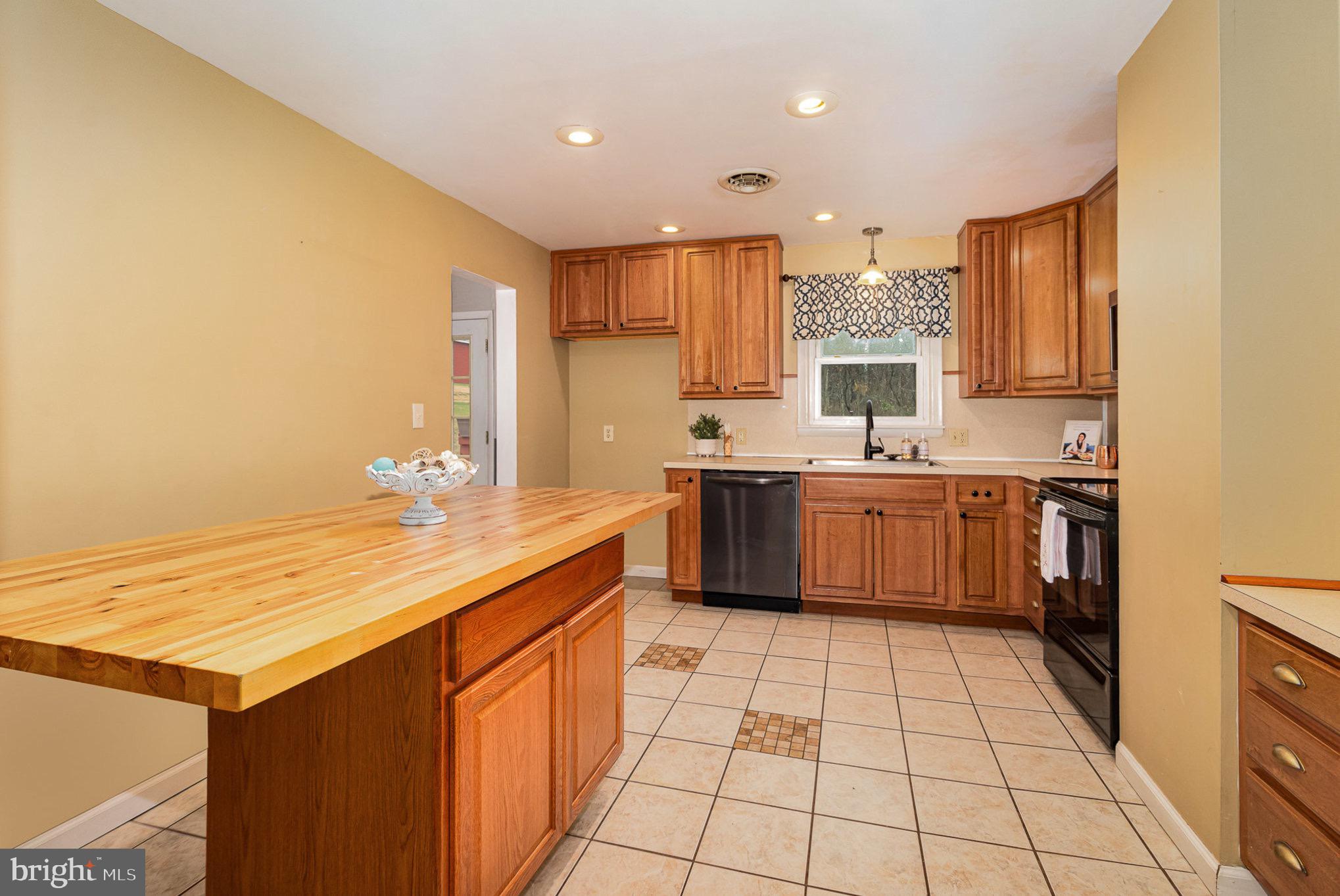 FAIRVIEW TWP - Residential