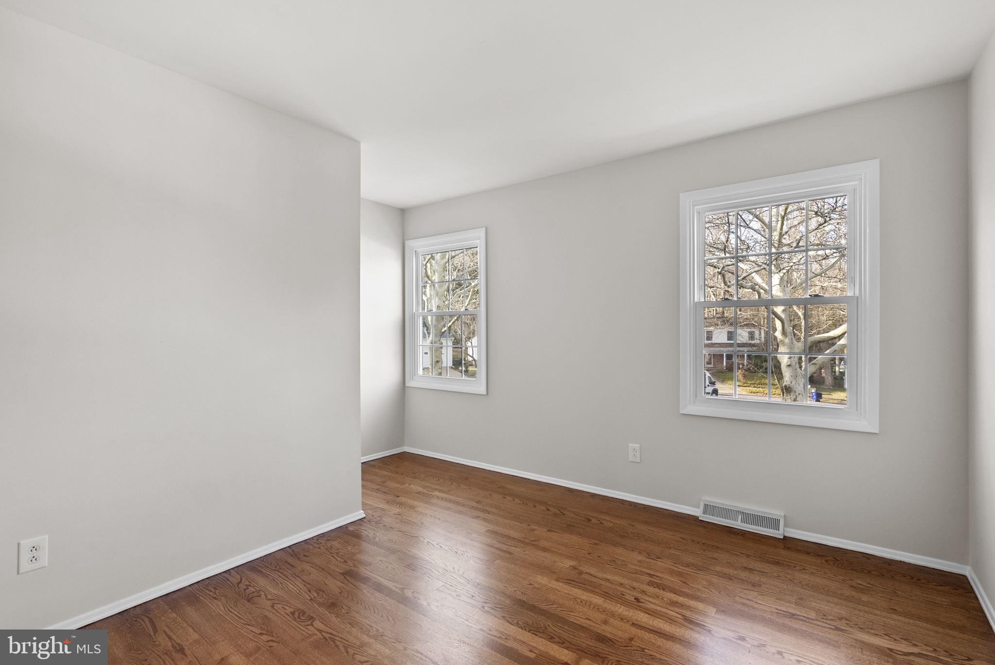 LONGFELLOW - Residential