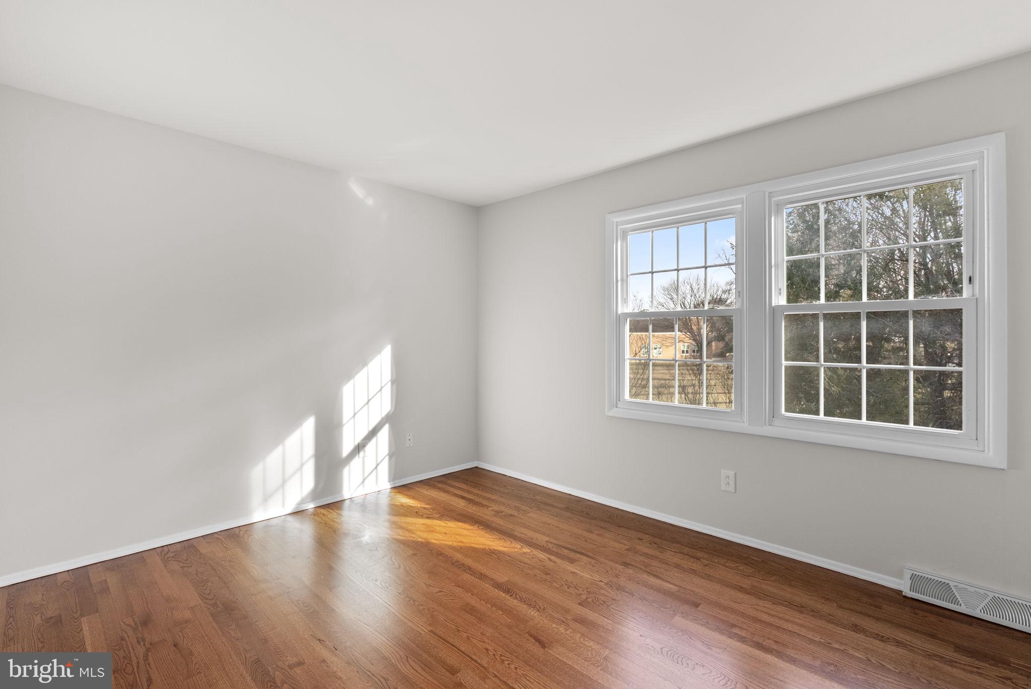 LONGFELLOW - Residential