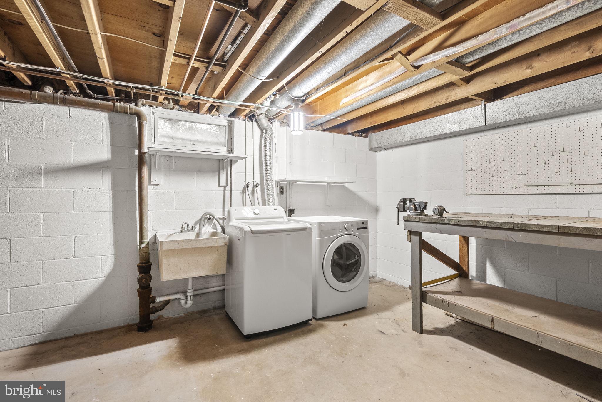 LONGFELLOW - Residential