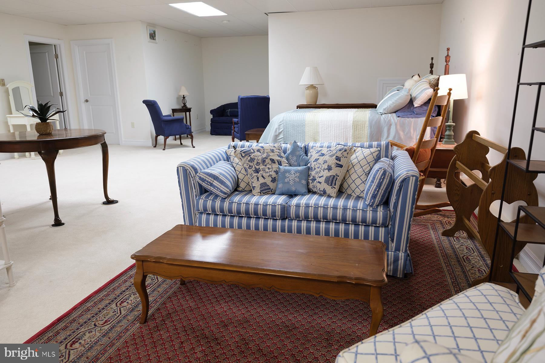 CORTLAND VILLAS - Residential