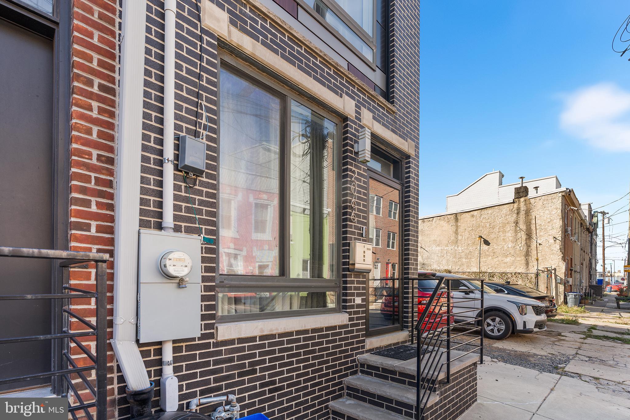 PORT RICHMOND - Residential