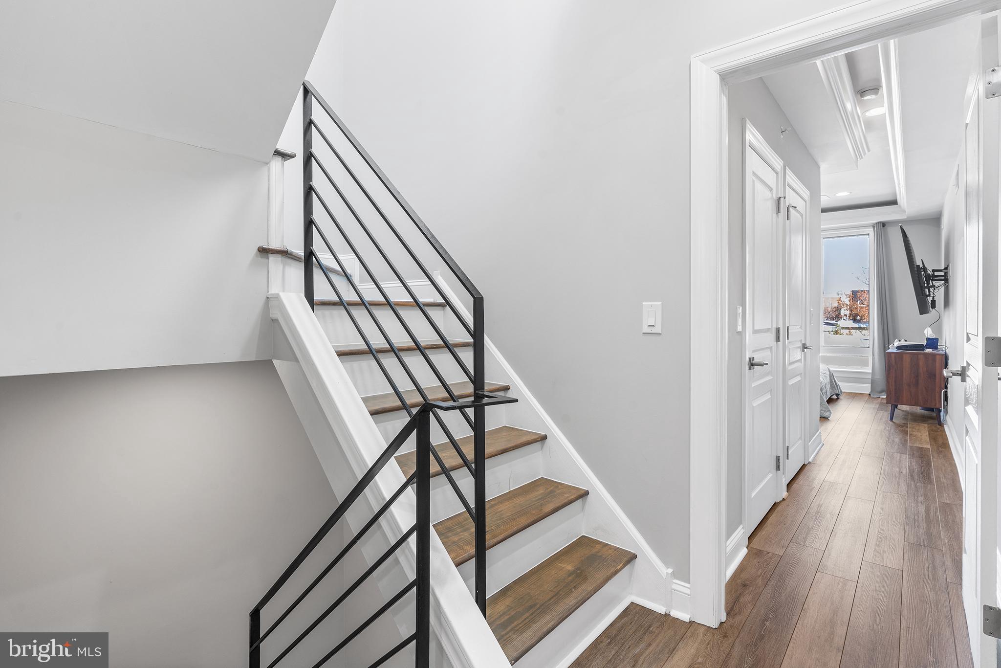 PORT RICHMOND - Residential