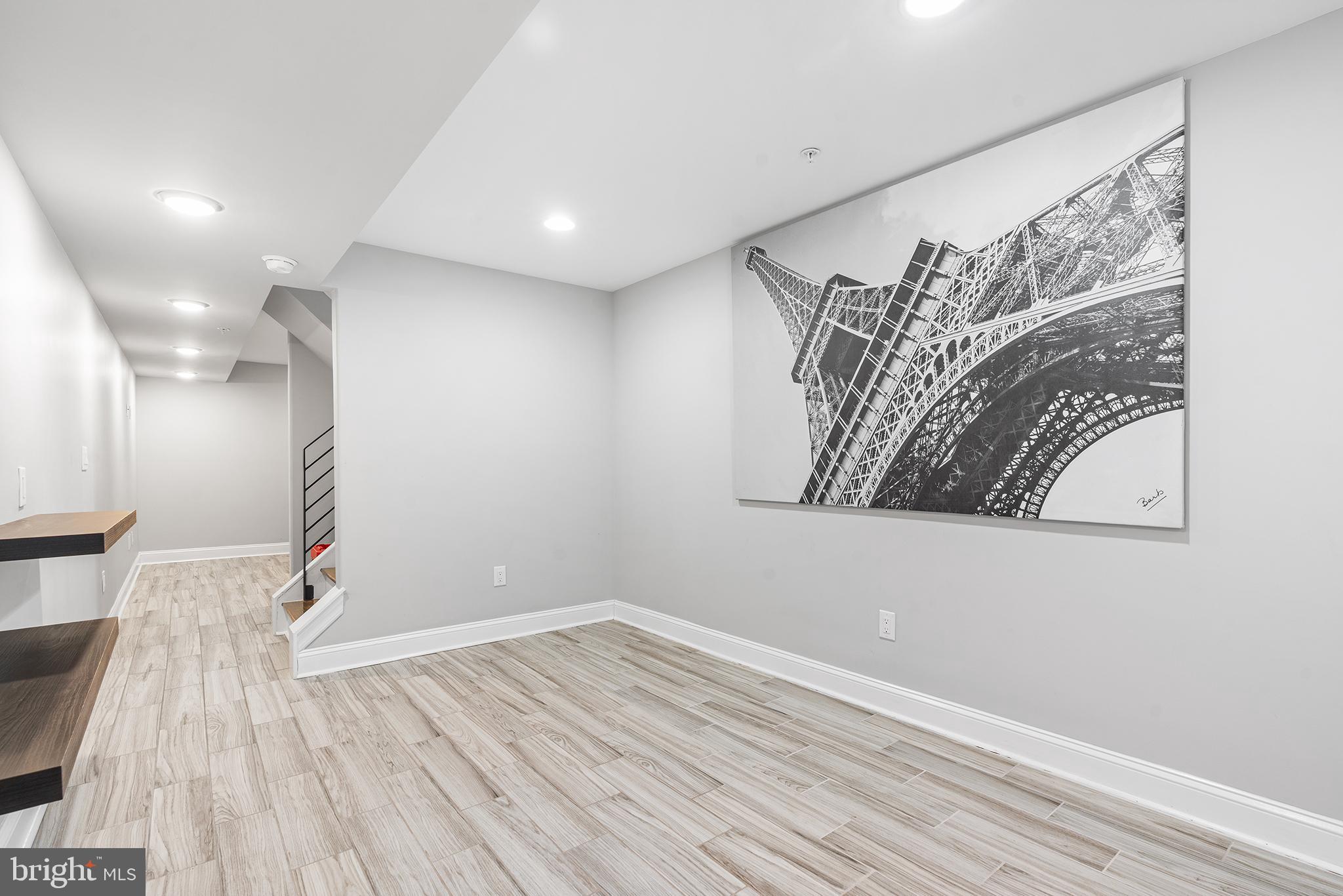 PORT RICHMOND - Residential