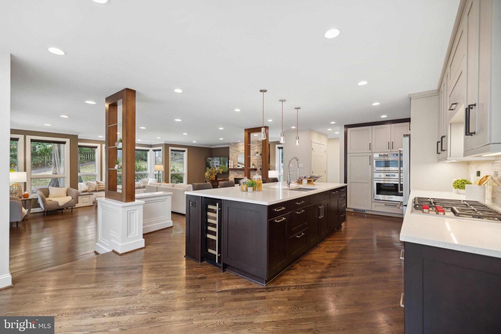 ROCKVILLE ESTATES - Residential