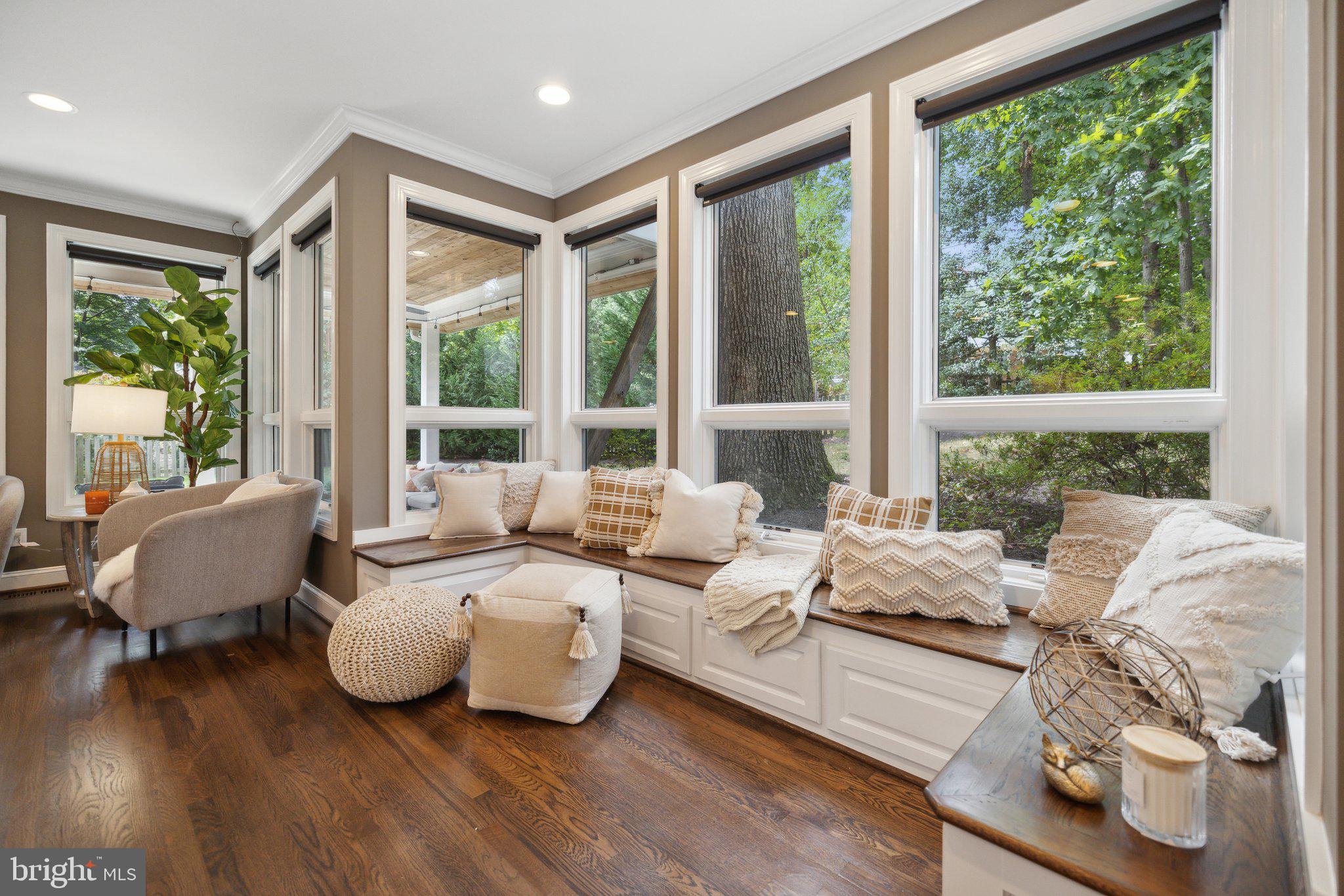 ROCKVILLE ESTATES - Residential