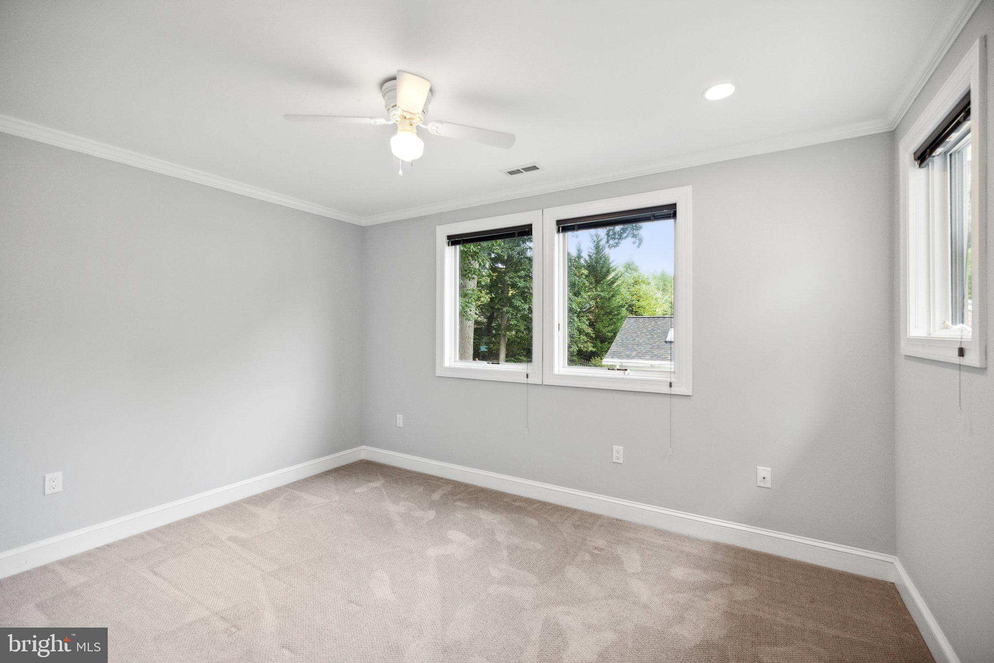 ROCKVILLE ESTATES - Residential