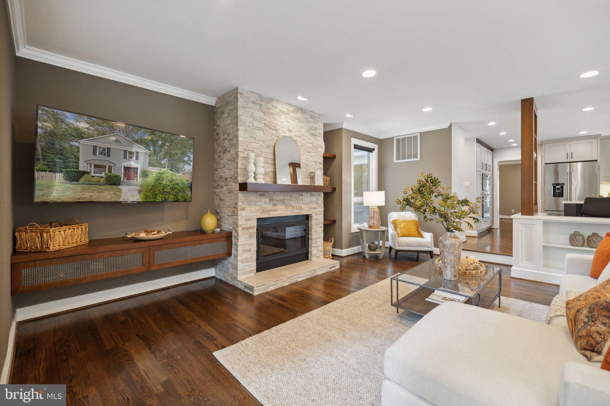 ROCKVILLE ESTATES - Residential