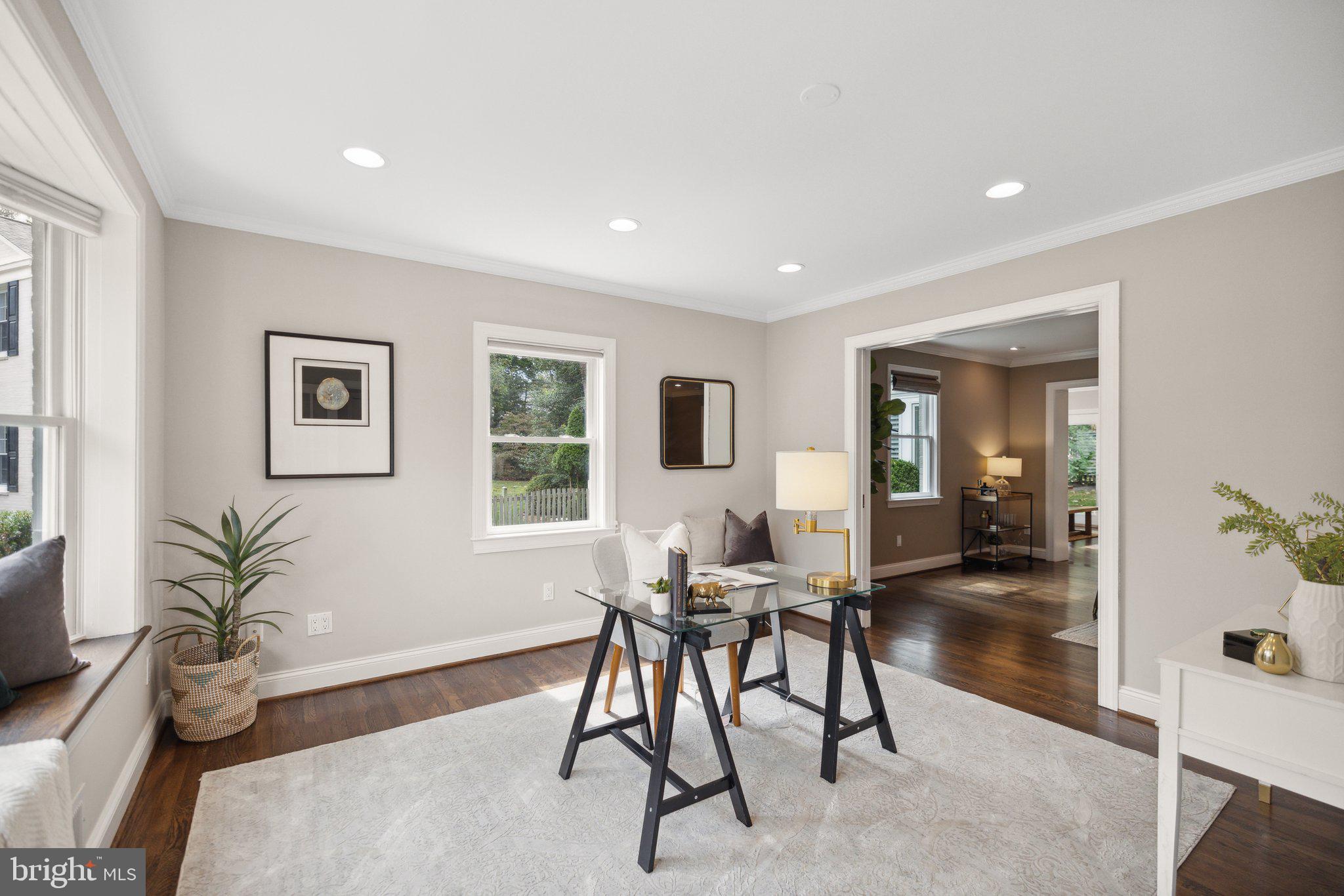 ROCKVILLE ESTATES - Residential