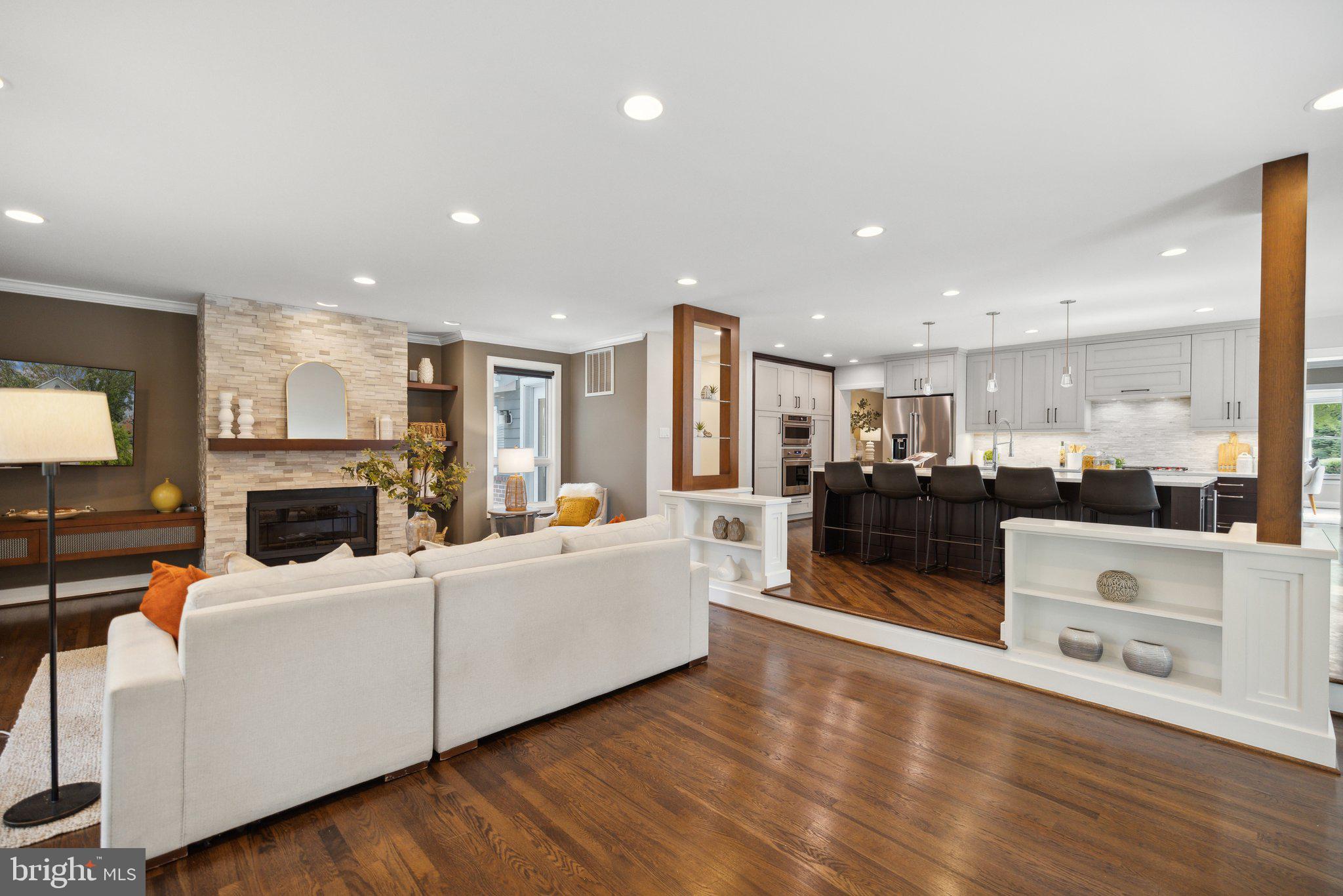 ROCKVILLE ESTATES - Residential