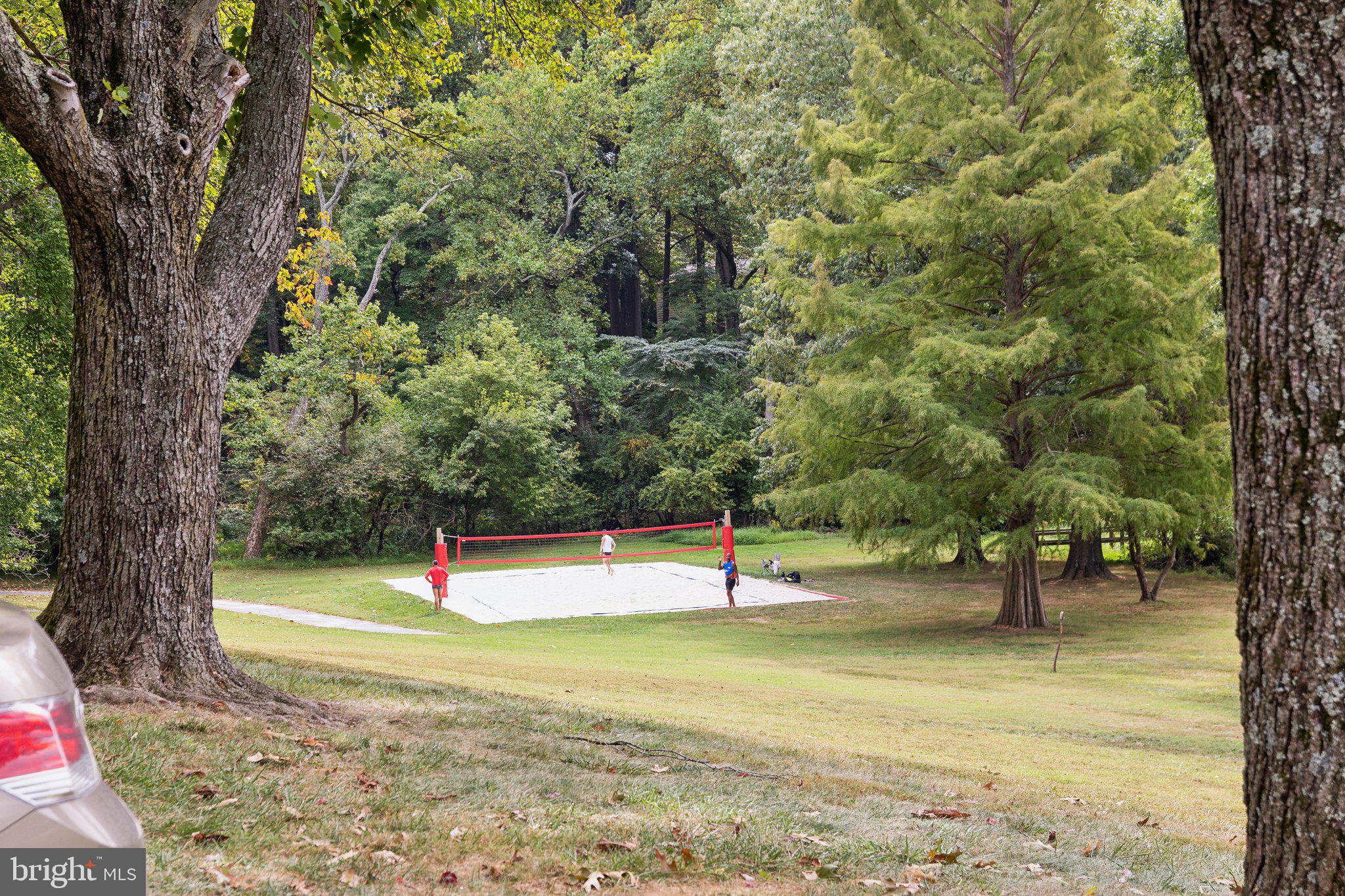 ROCKVILLE ESTATES - Residential