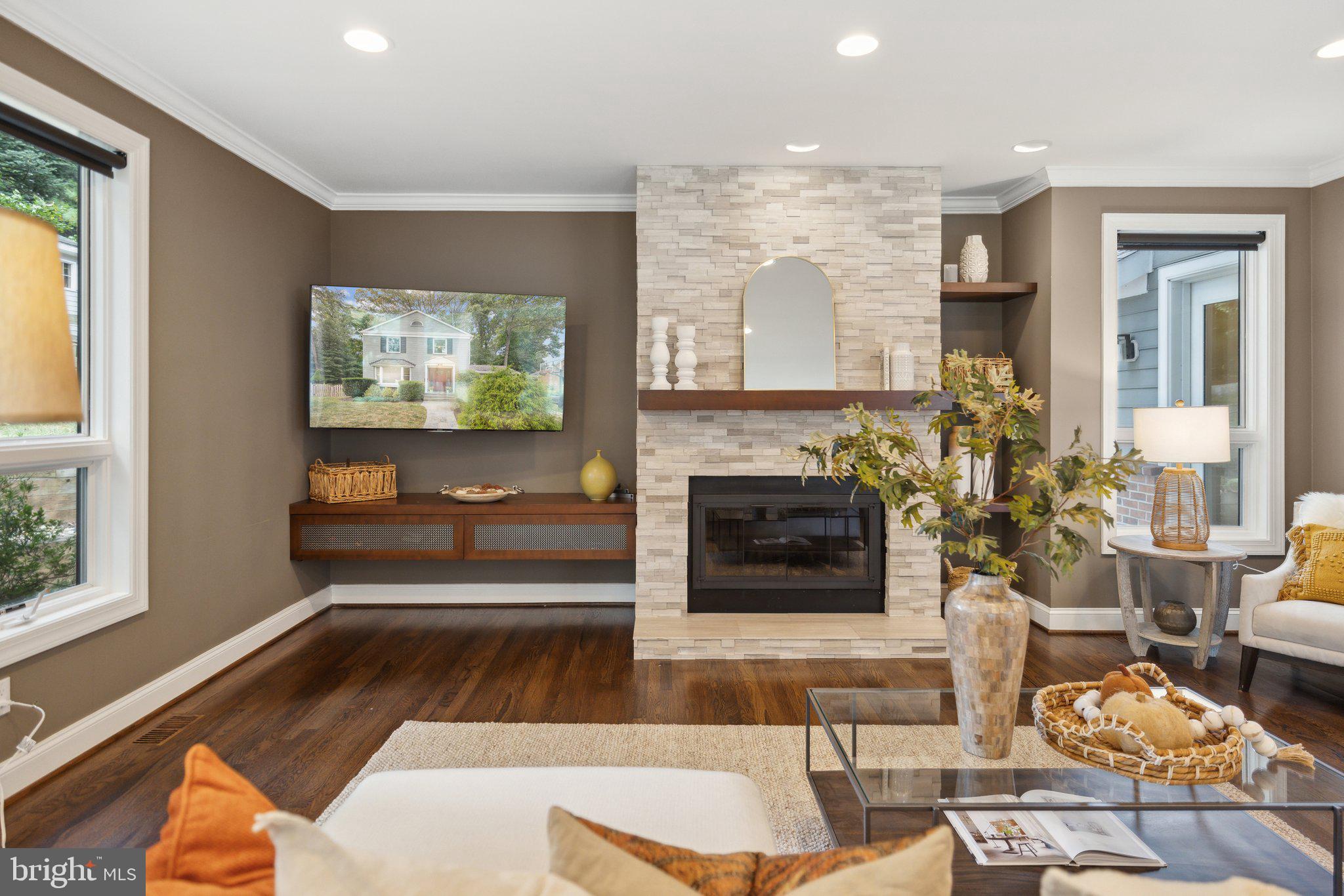 ROCKVILLE ESTATES - Residential