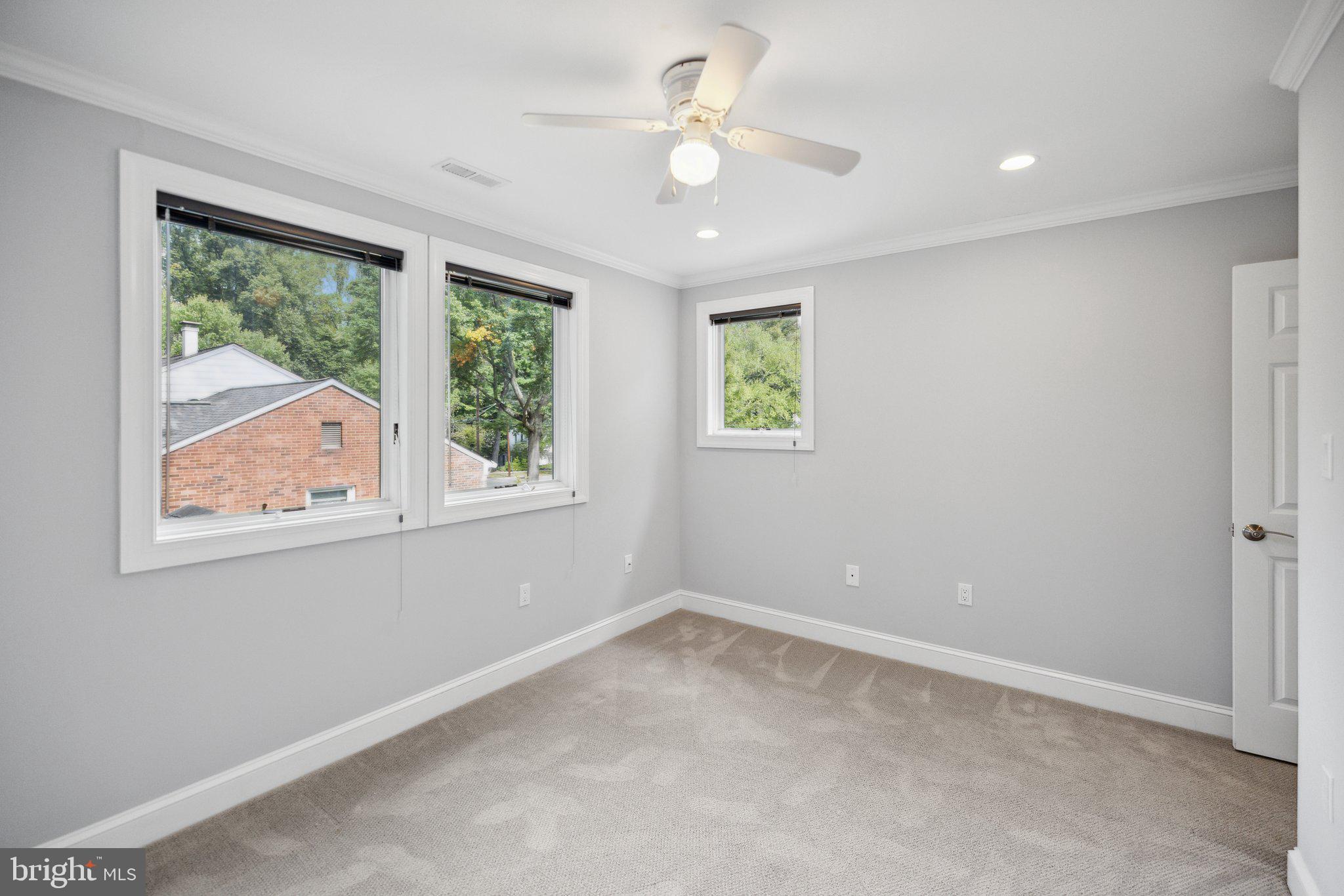 ROCKVILLE ESTATES - Residential