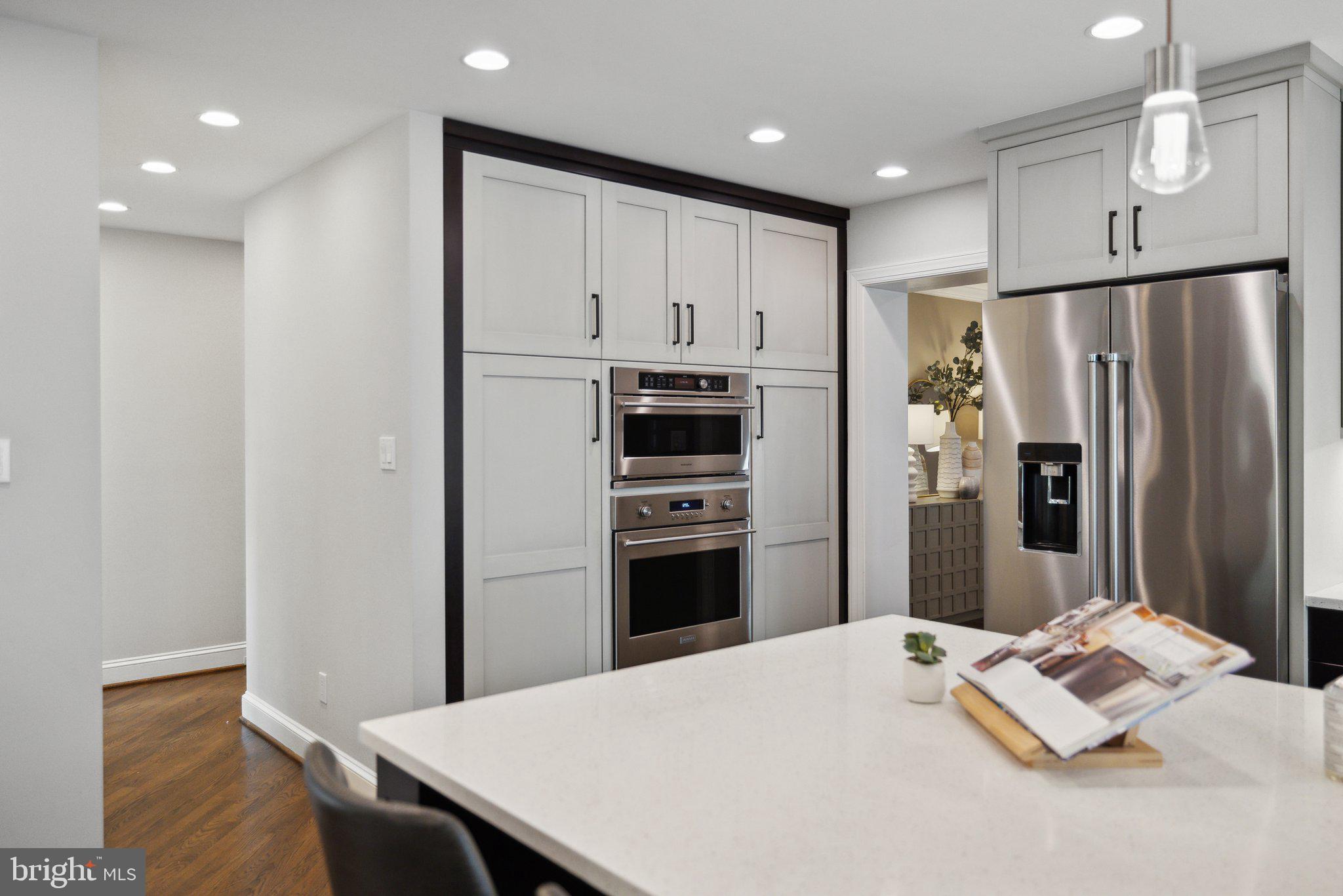 ROCKVILLE ESTATES - Residential