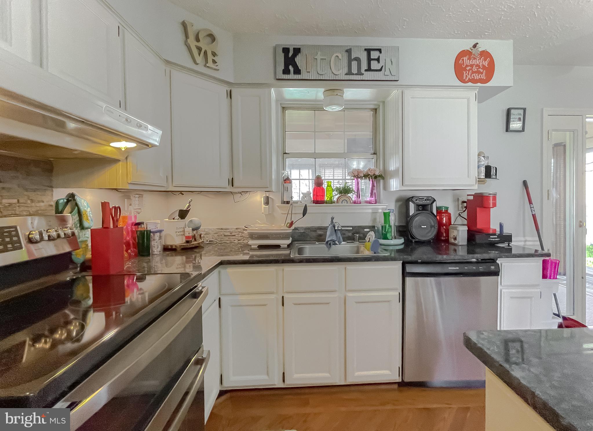 WHITE OAK VILLAGE SUB - Residential