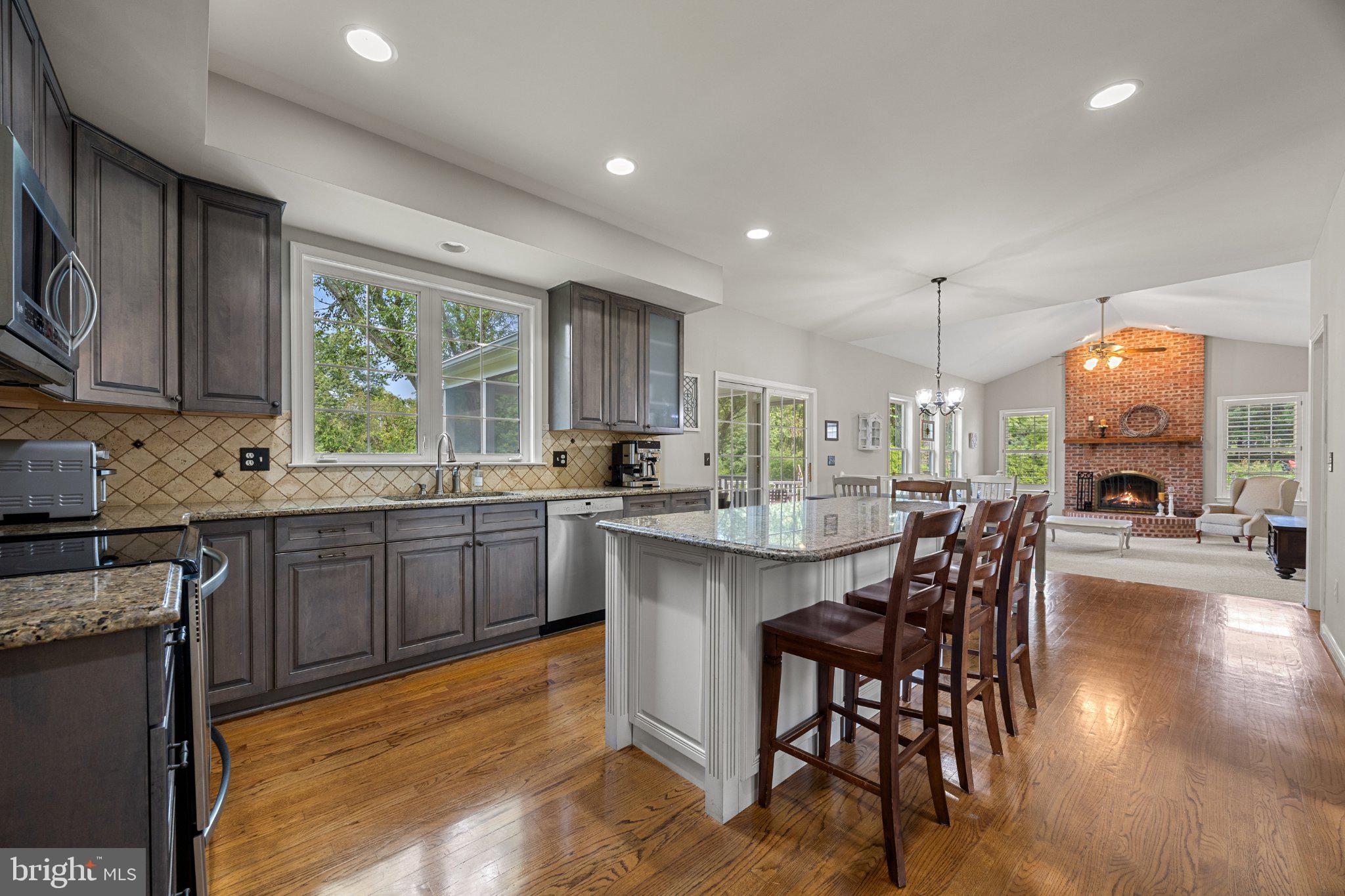 3112 SPRING HOUSE COURT