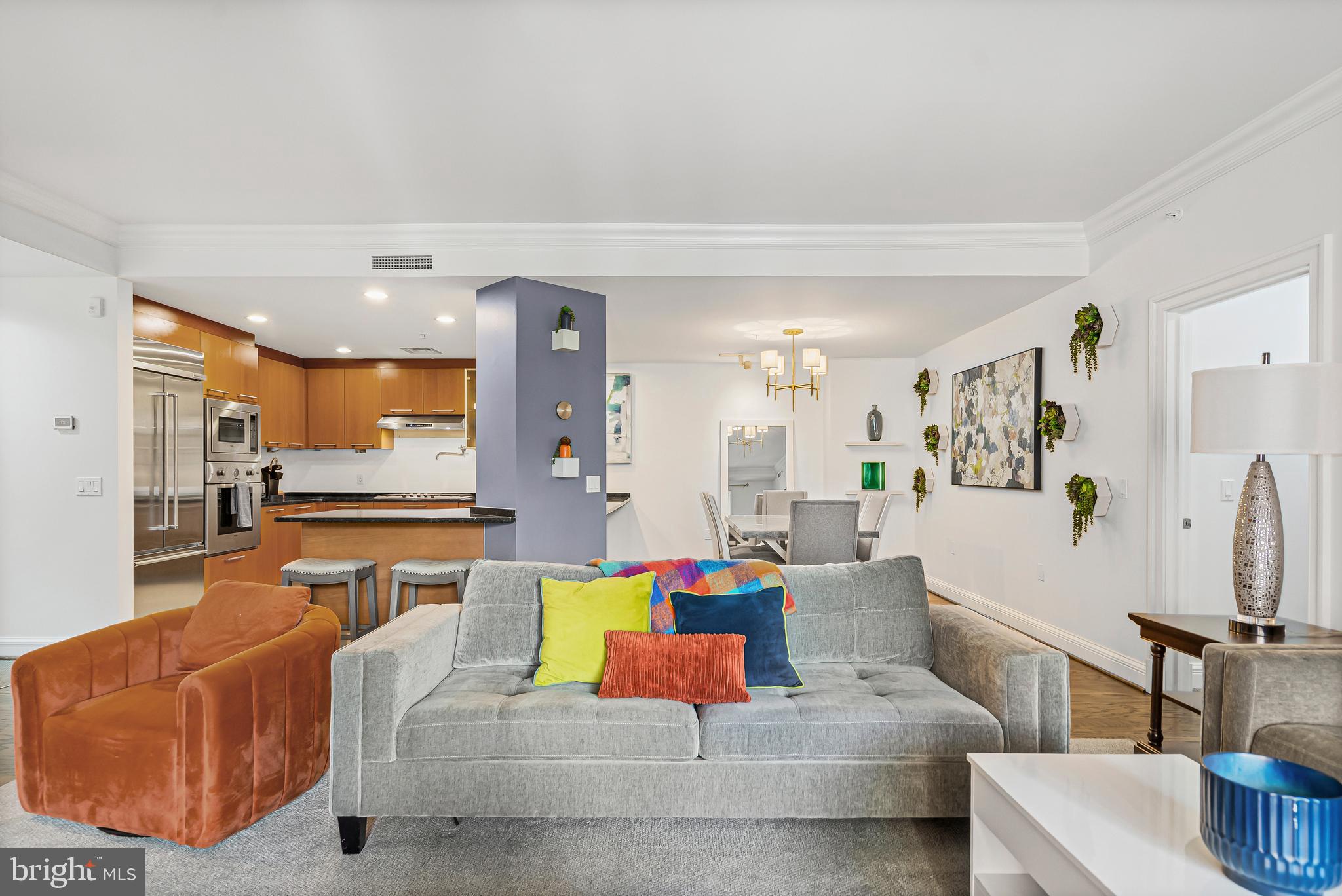 THE RITZ-CARLTON RESIDENCES - Residential