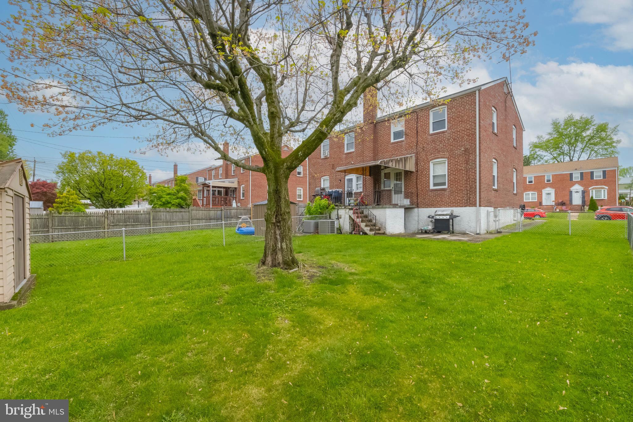 FULLERTON - Residential