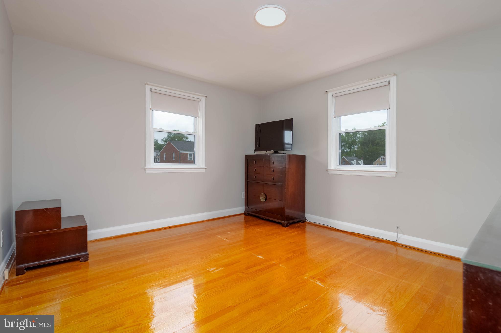 FULLERTON - Residential