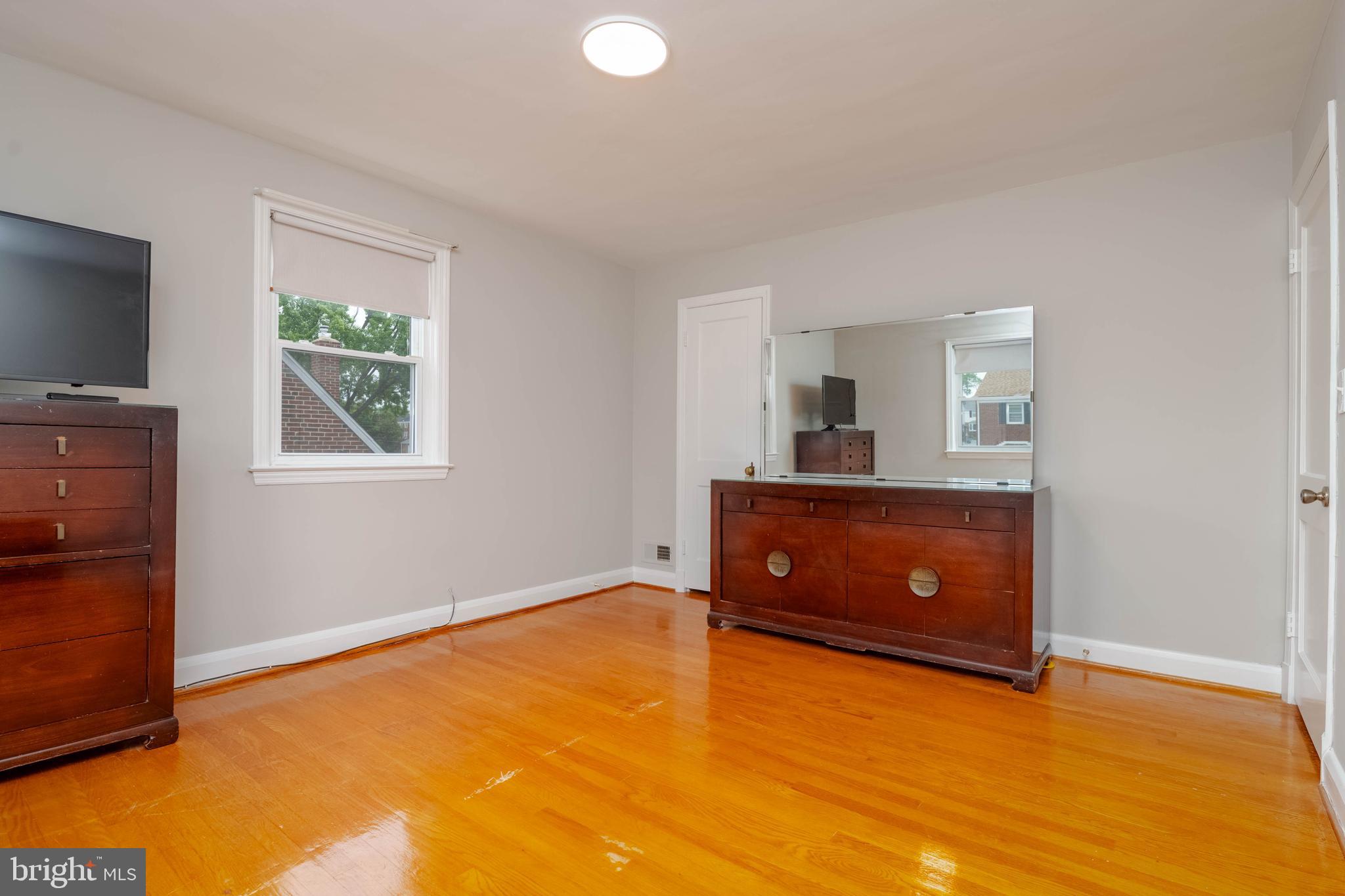 FULLERTON - Residential