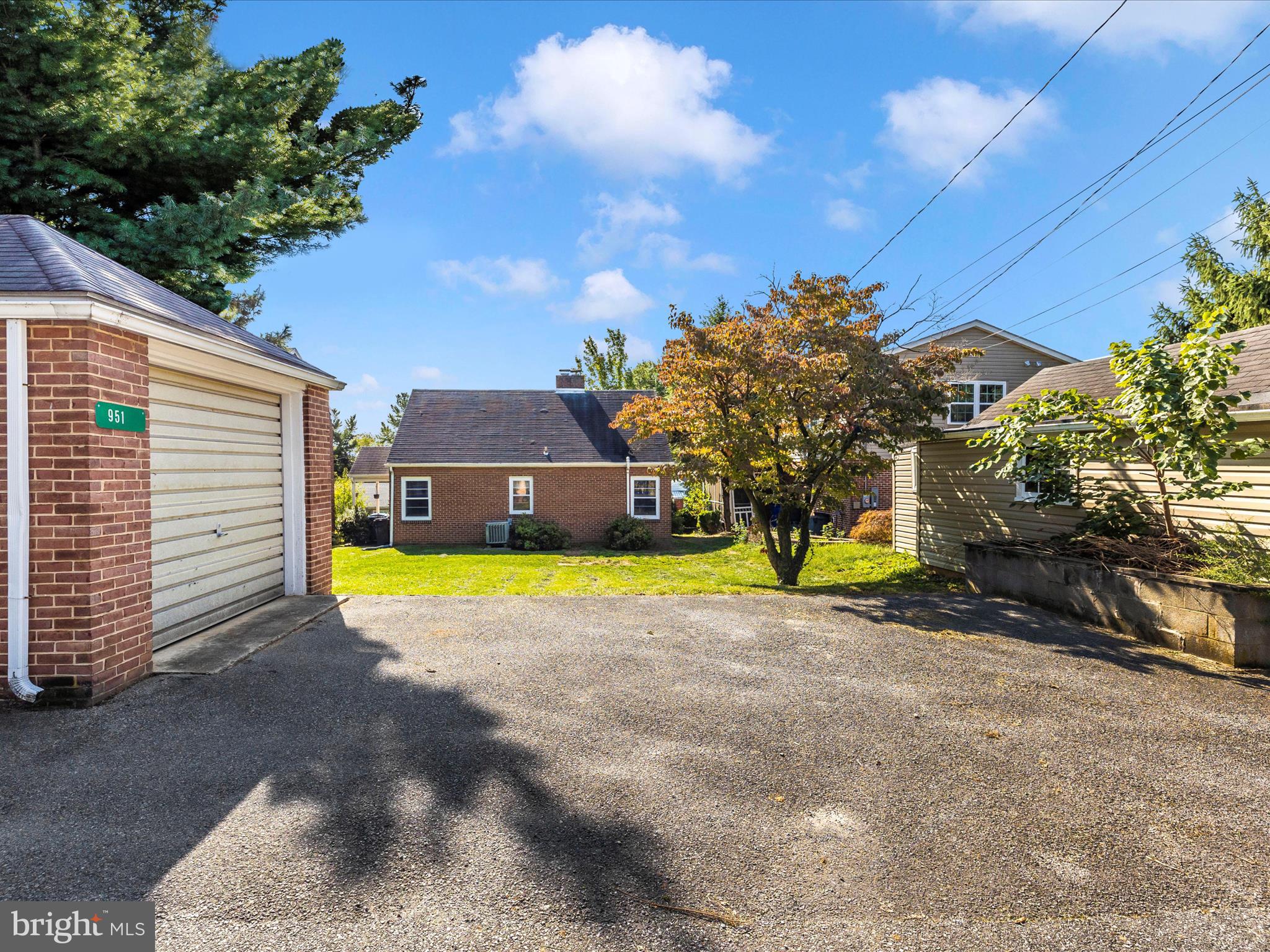 PANGBORN PARK - Residential