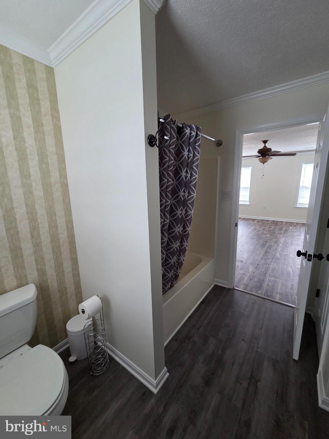 ALBIN VILLAGE - Residential