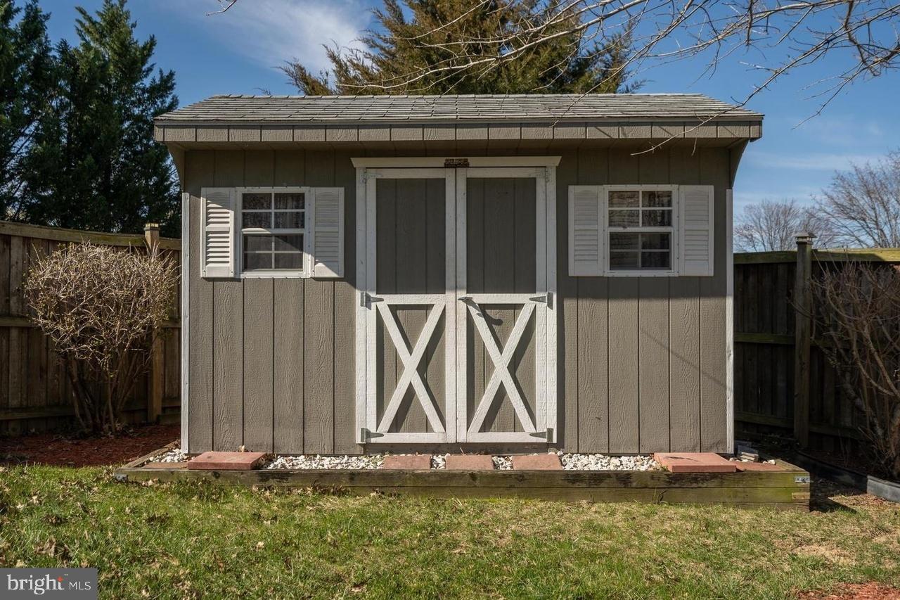 ALBIN VILLAGE - Residential