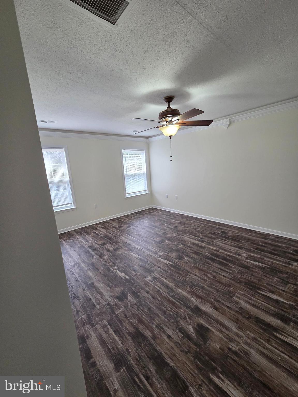 ALBIN VILLAGE - Residential