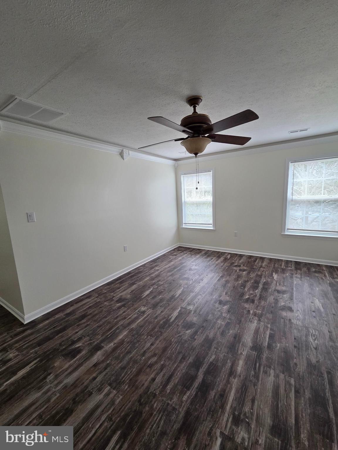 ALBIN VILLAGE - Residential