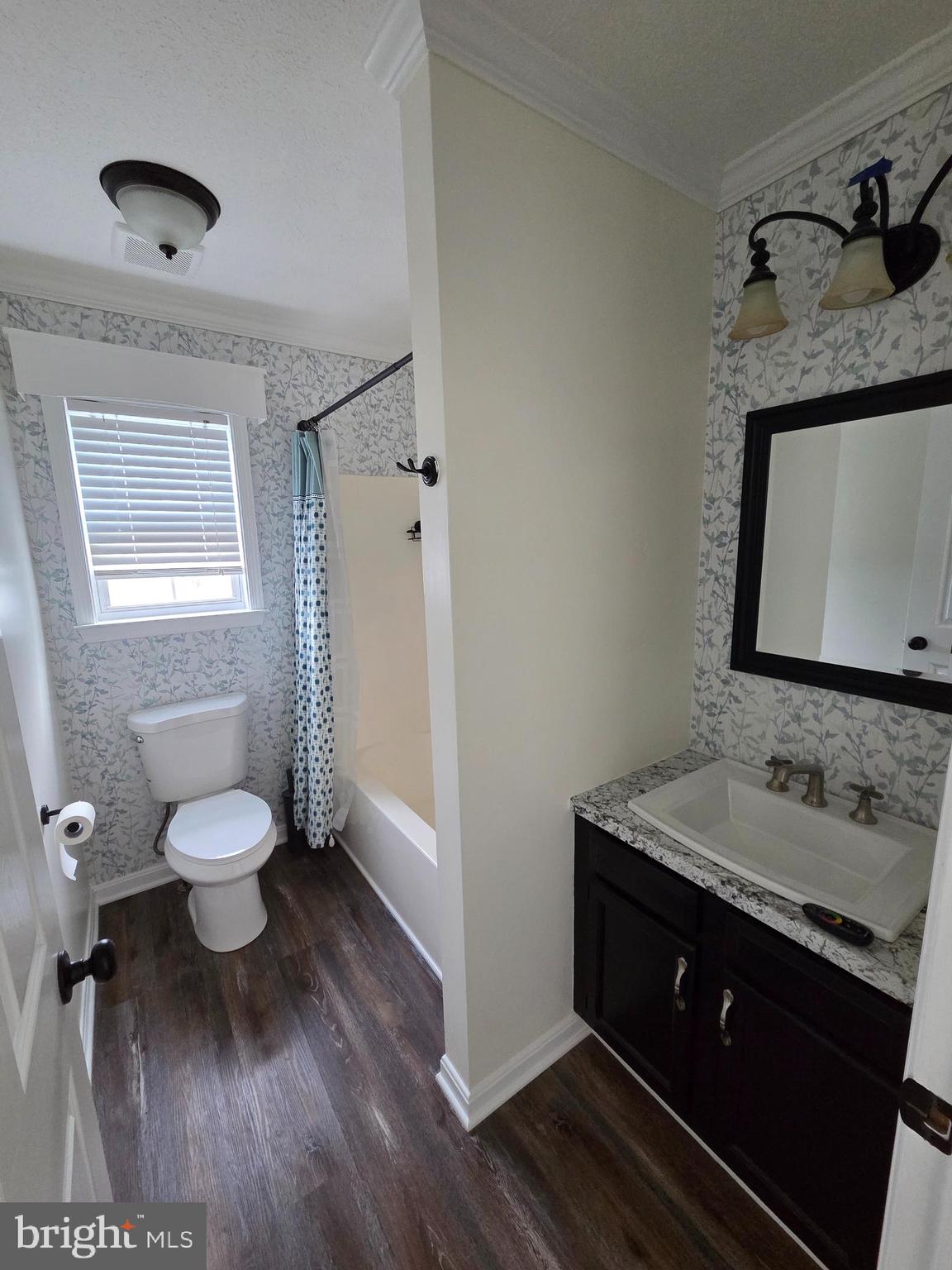 ALBIN VILLAGE - Residential